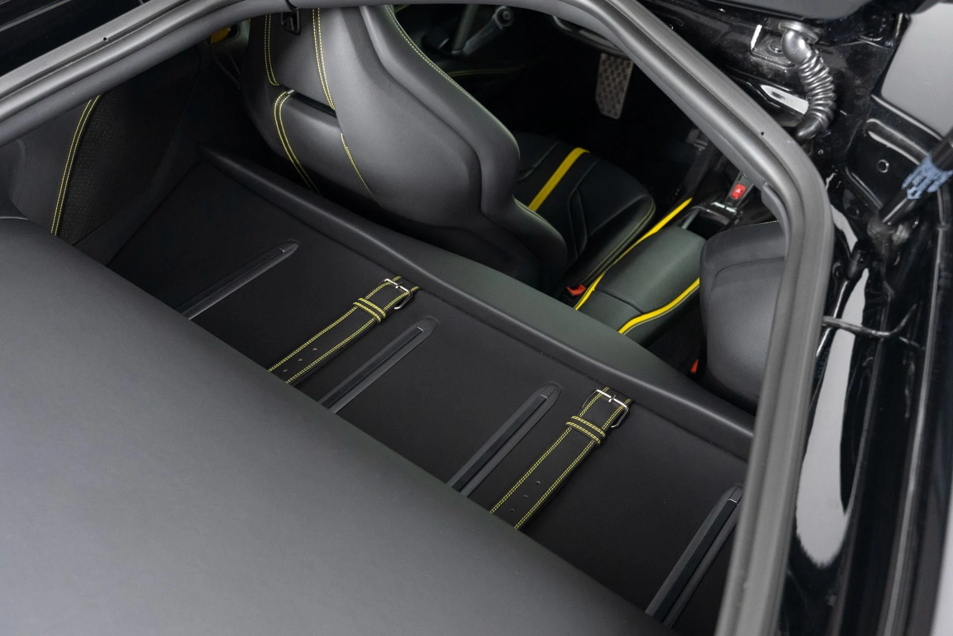 mph033_1130548879_Used_2019_Ferrari_812_Superfast_1719262614_ee7ebc86fd