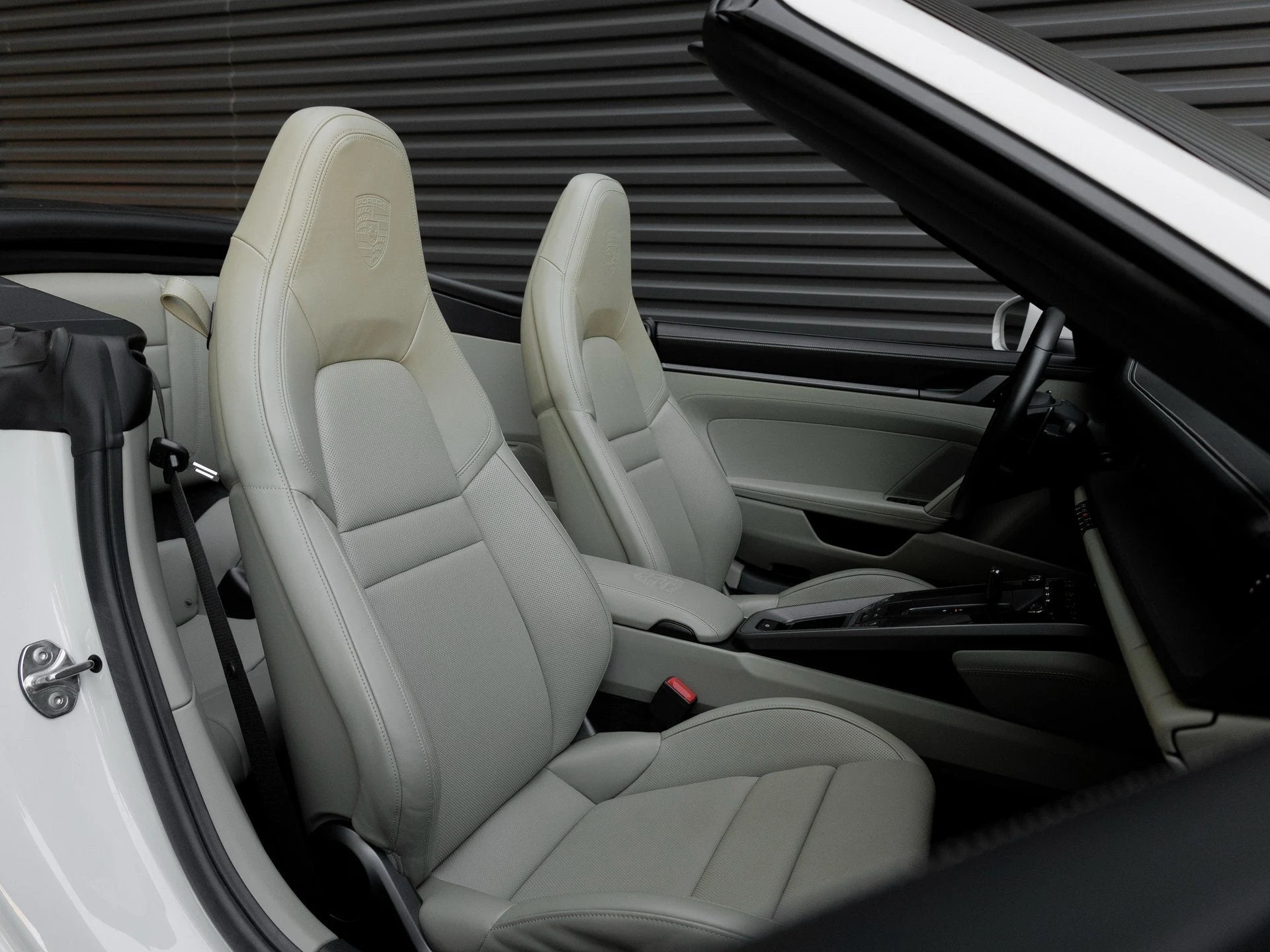 mph033_1136150230_34_e38a867191