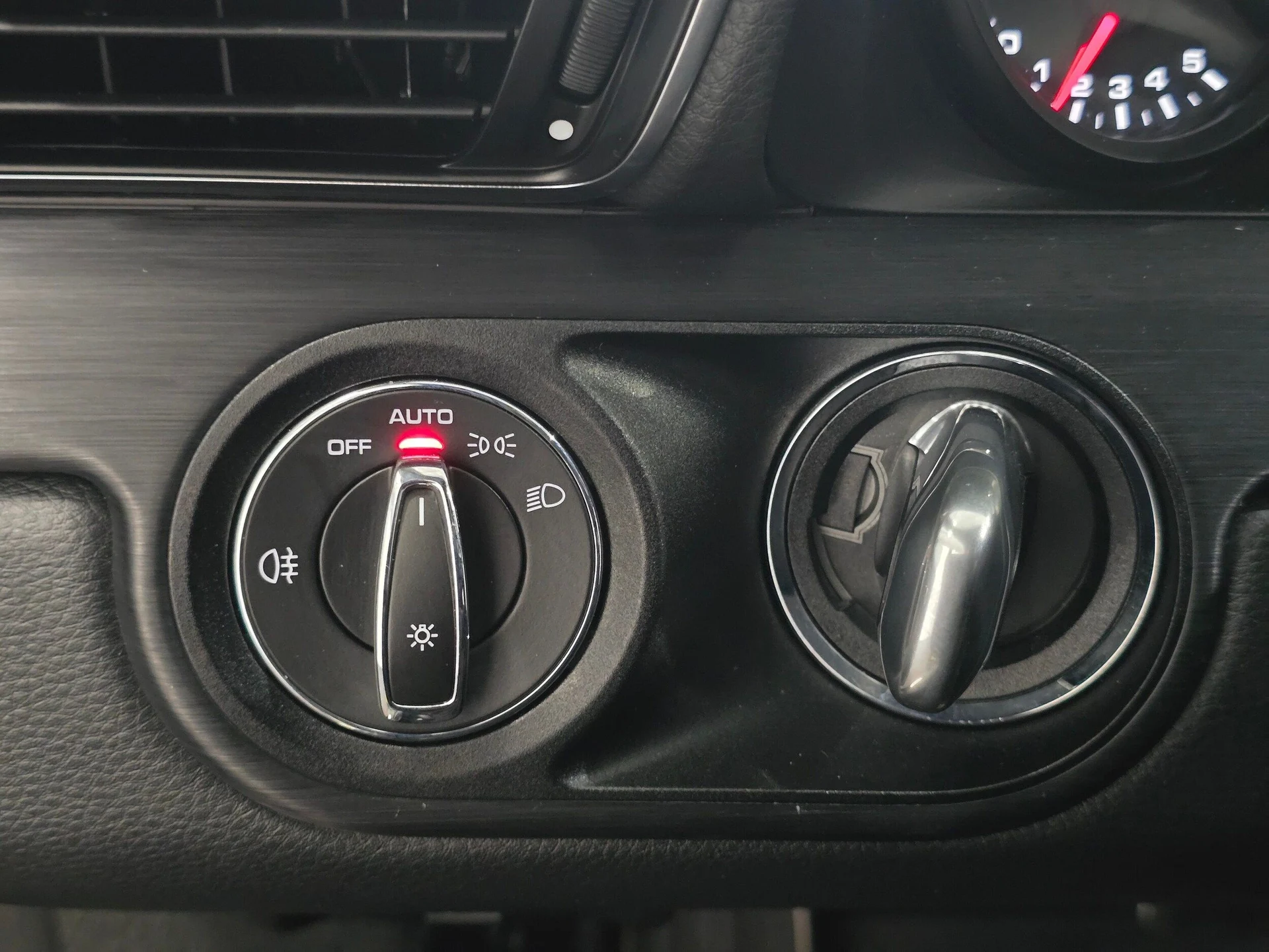 mph033_1136323349_2dbf9378c6545de774feea8947577c33x_1a6081d199