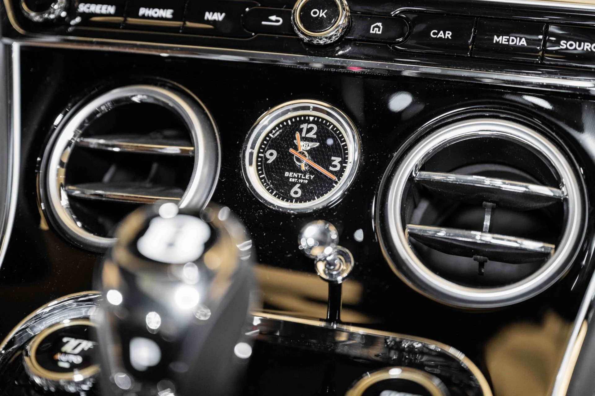 mph033_113944145_Used_2024_Bentley_Continental_GT_Edition_8_1720282955_201a94e87b