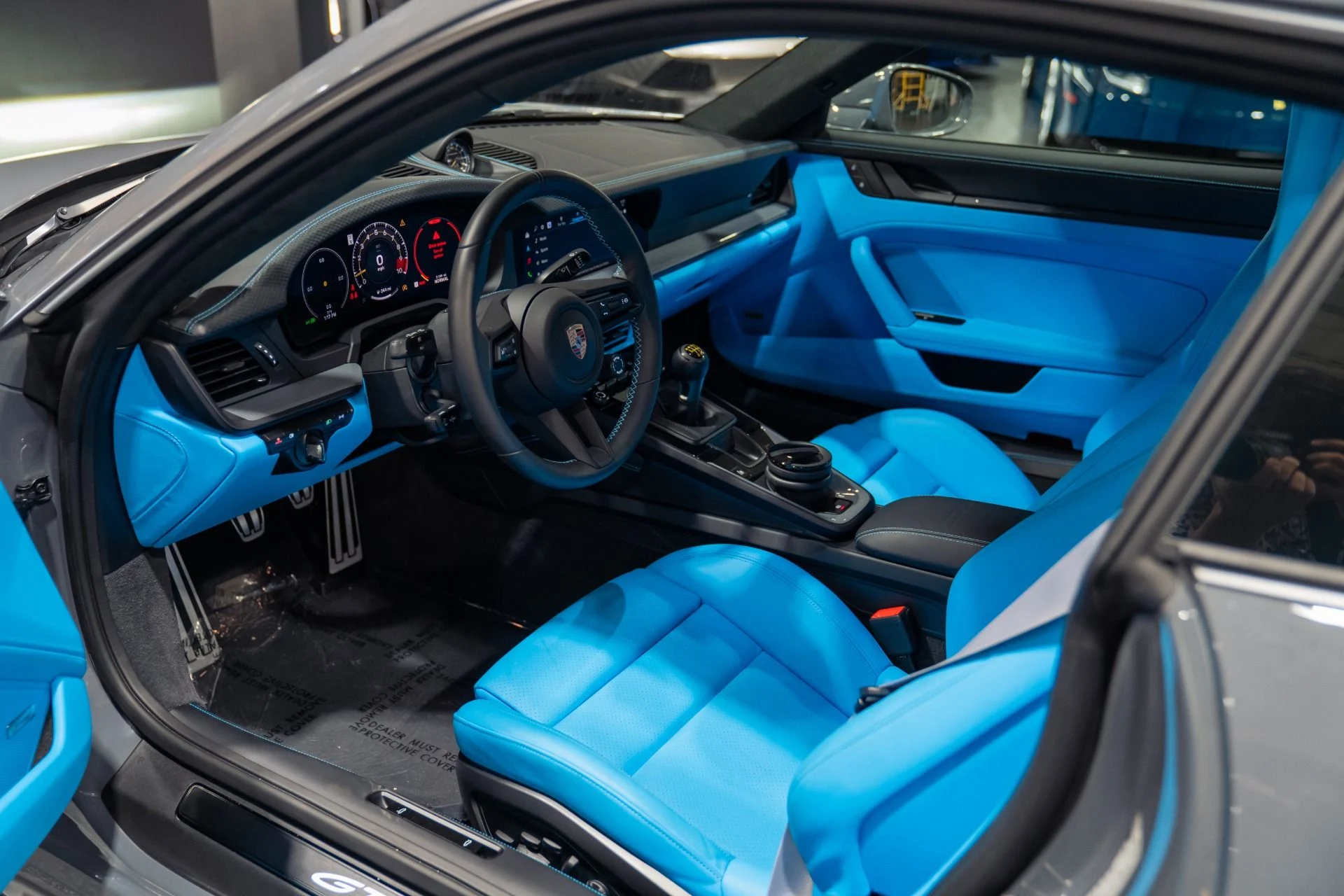 mph033_1139796231_Used_2026_Porsche_911_GT_3_Touring_Manual_Full_Riviera_Blue_Interior_1788905401_c30db50cc7