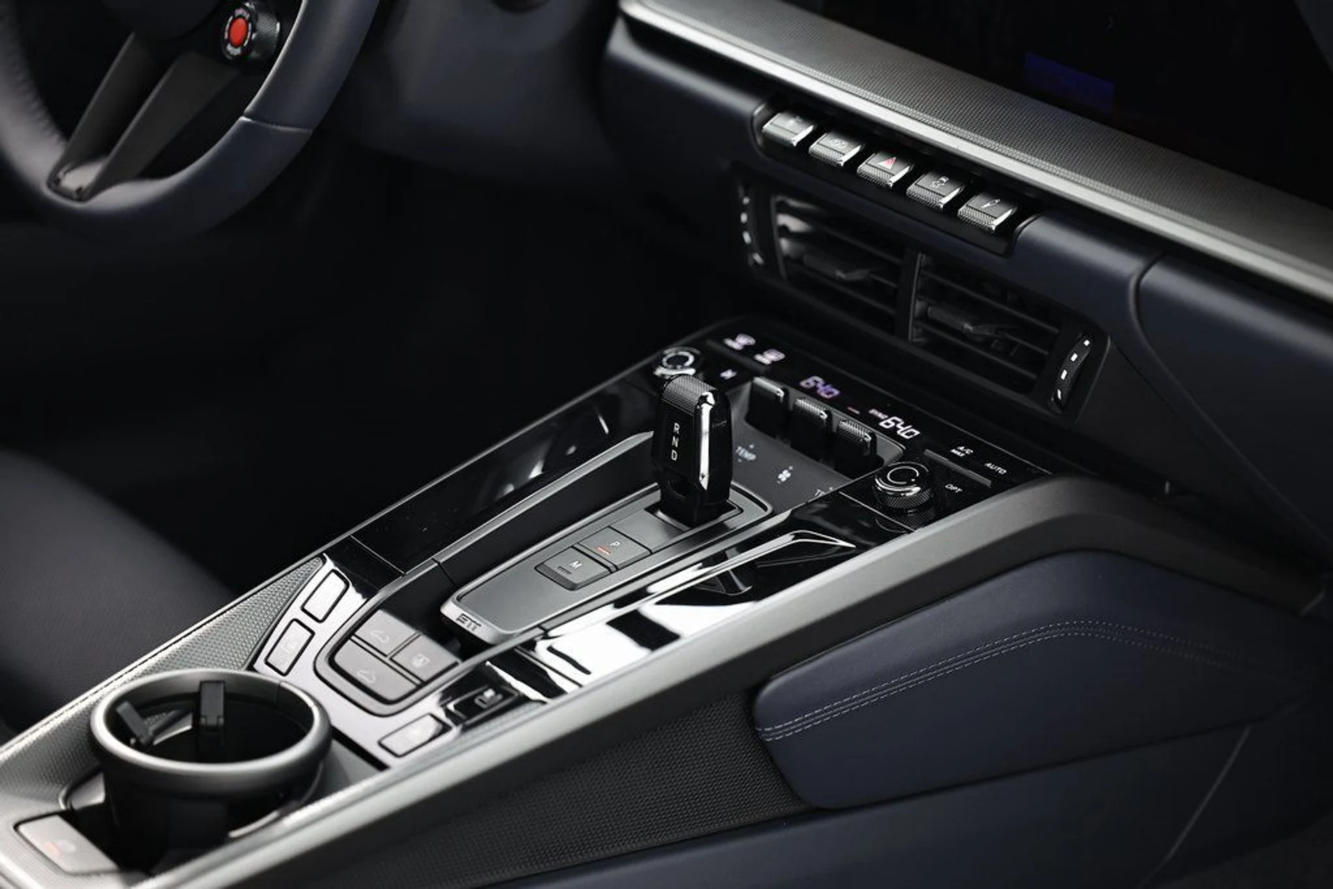 mph033_1140856036_0ea68429161f9813c2d52829d62b8694_9b8fcf1937