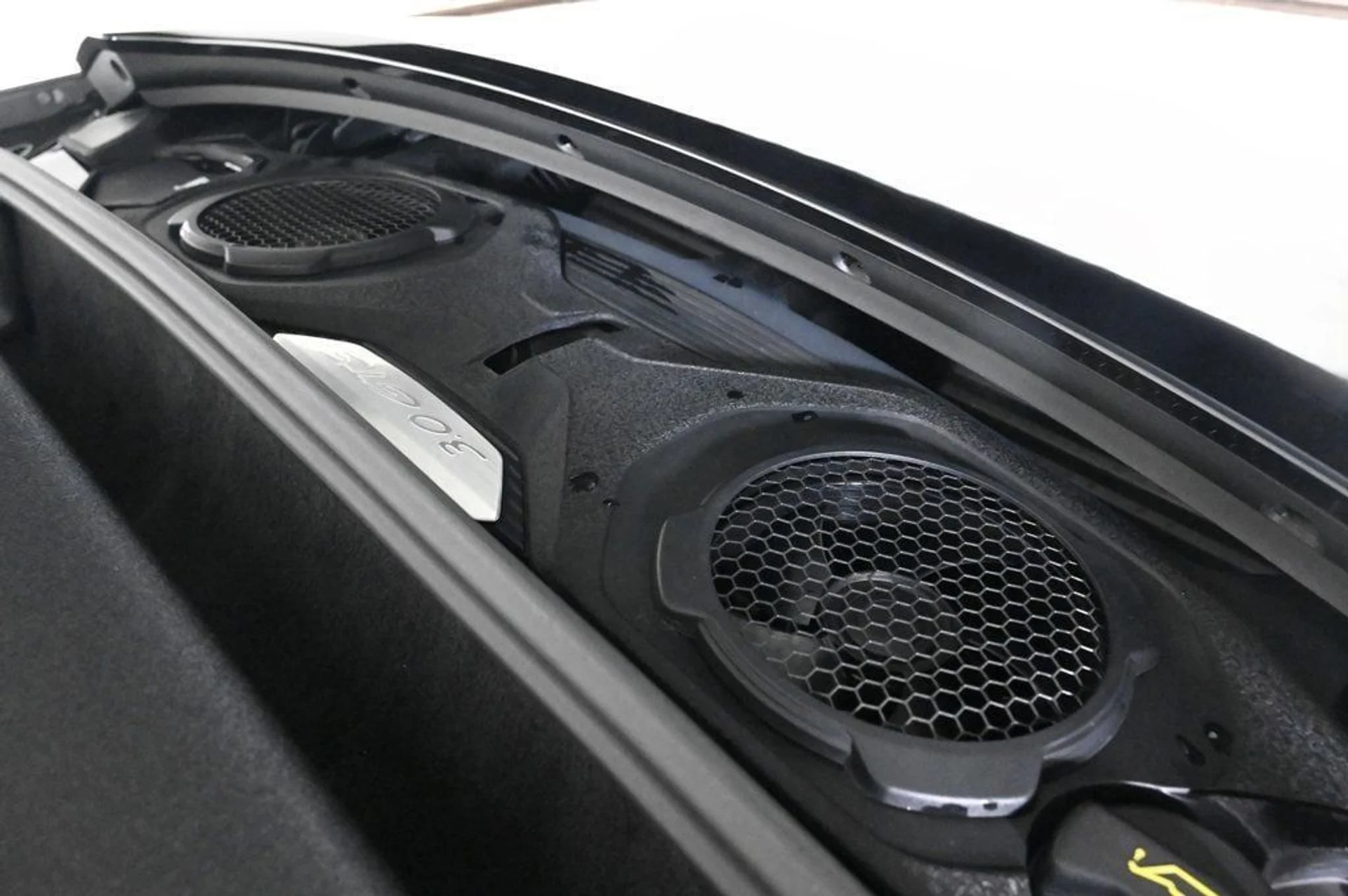 mph033_1147495484_af599f9922a94d74b3cc00087a8c167a_734f044213