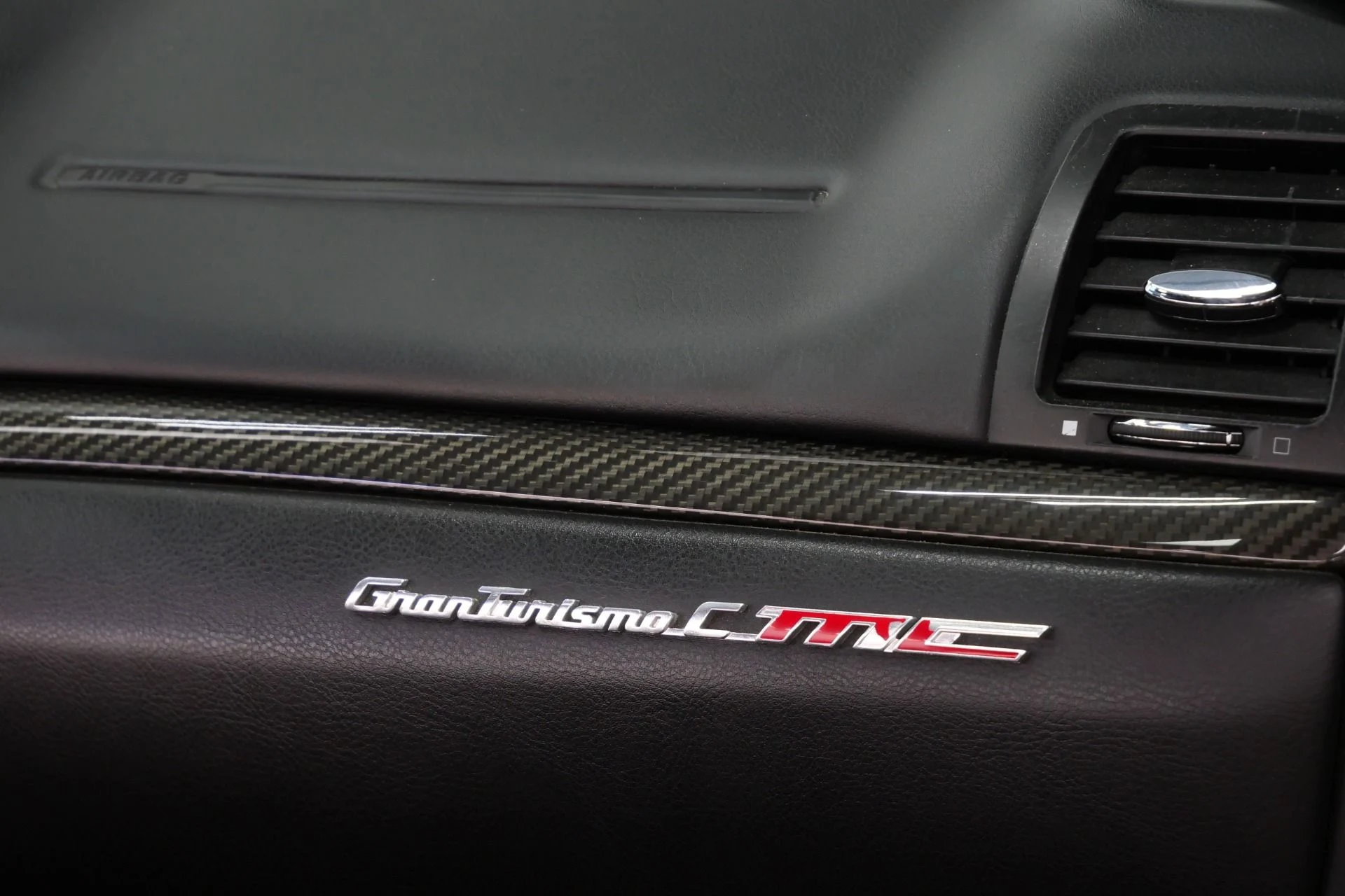 mph033_1150517635_Used_2013_Maserati_Gran_Turismo_Convertible_MC_Carbon_Fiber_Interior_Trim_Great_Sound_1773764089_b0bf568f45