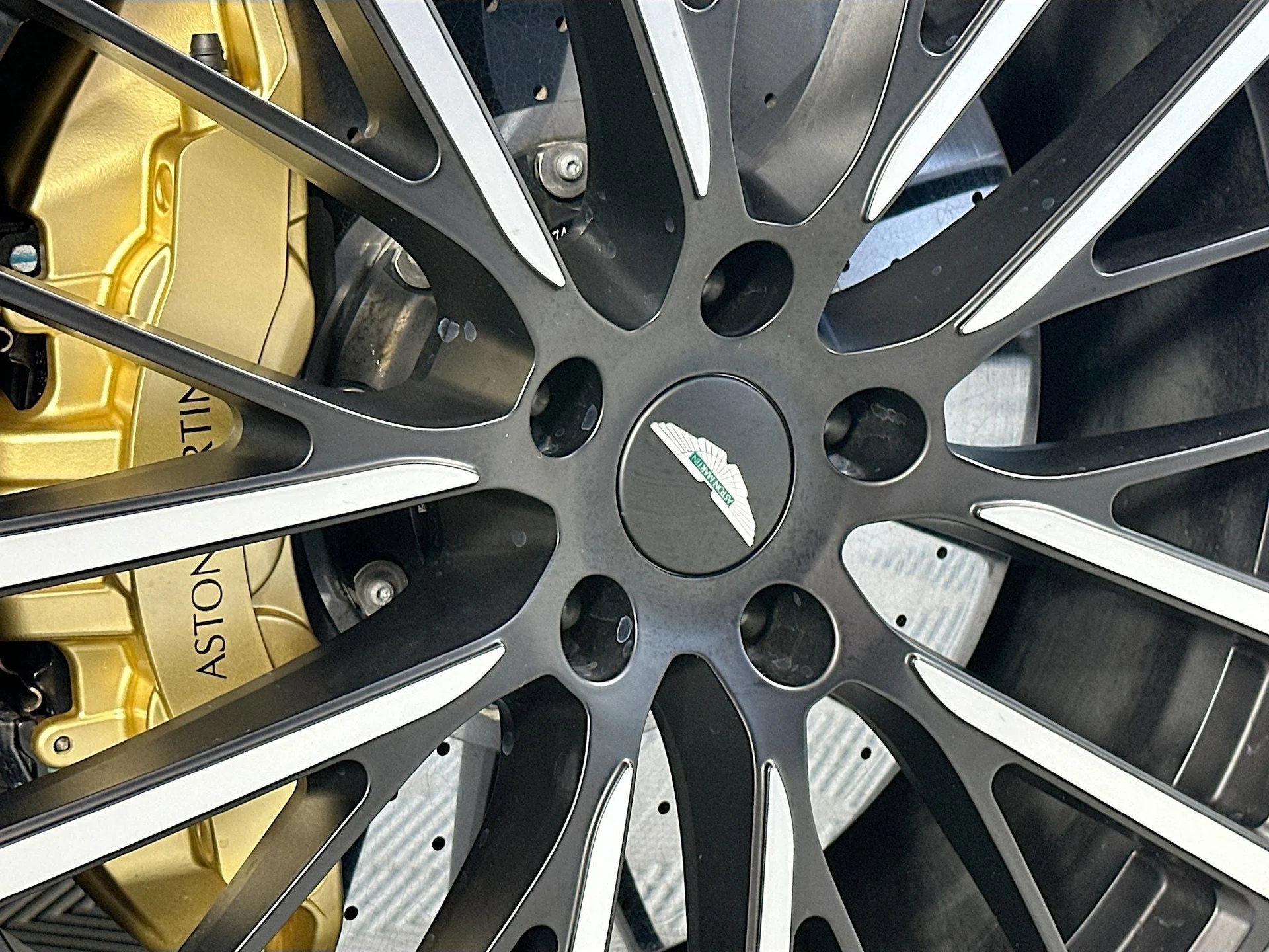 mph033_1150916754_34_e2b4514f06