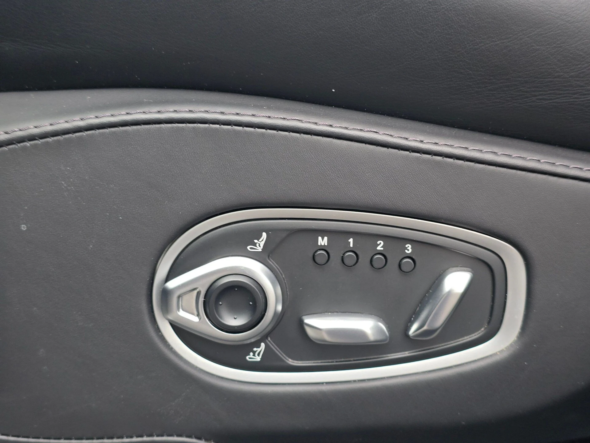 mph033_1151747426_9f4cae52253a6a61b046f35b6a6be7ecx_b67f65ab6c