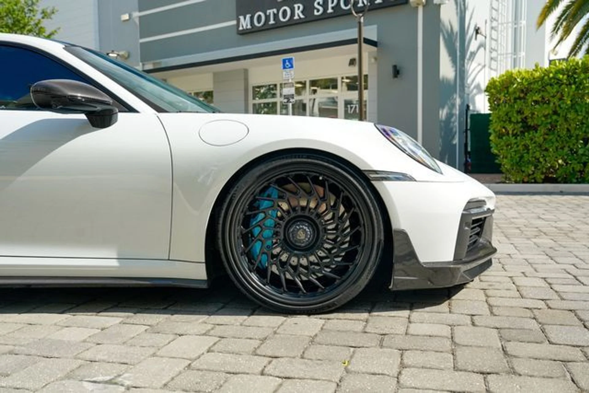 mph033_1151986303_23018169_34_2f38569a26