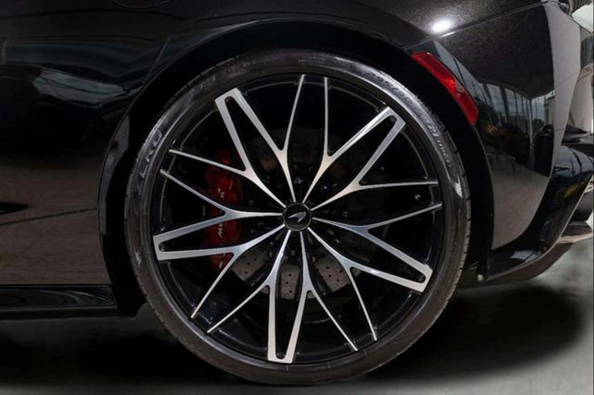 mph033_1155445300_i_R5_Uf_D_Cde_J_Bxbp_HND_Mc_A_Rbsrbs_21f393c417