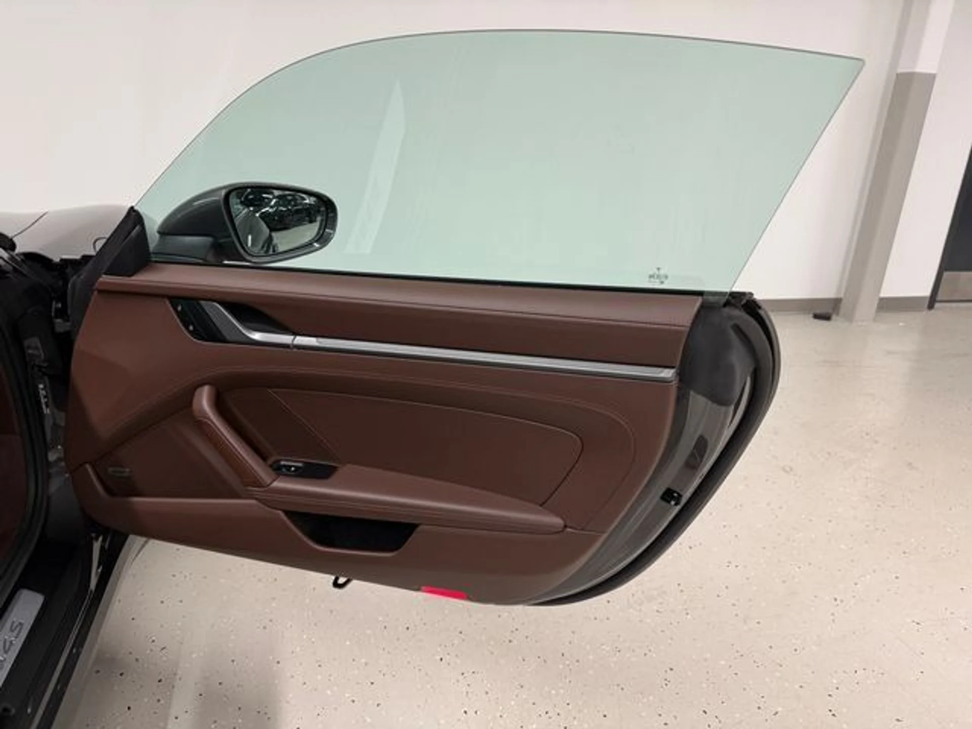 mph033_1159350745_22366c9eea7785fa8f2bd419d3e0e338_68d3954d4d