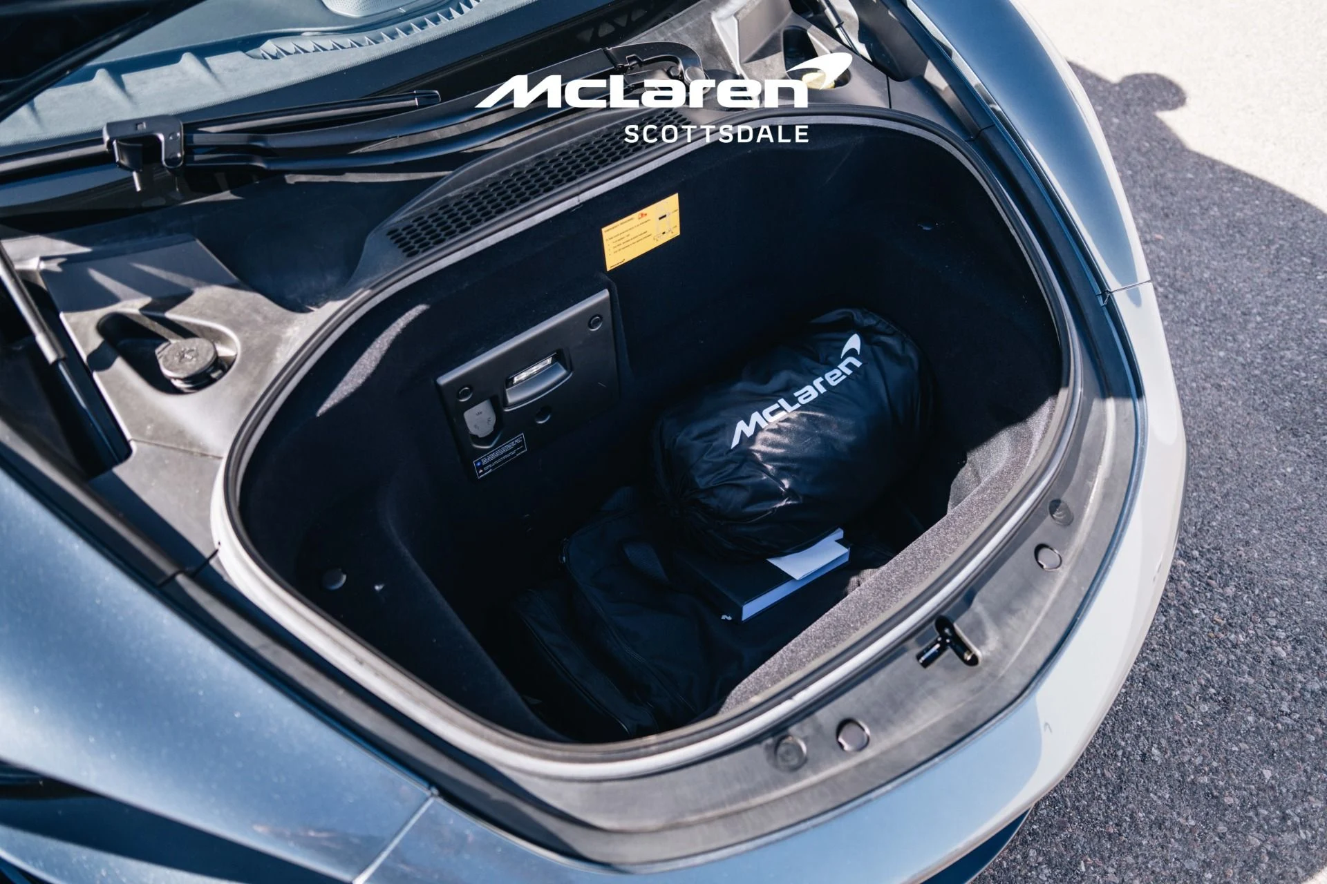 mph033_116803578_Used_2023_MCLAREN_ARTURA_Tech_Lux_1732172355_7b2b9718de