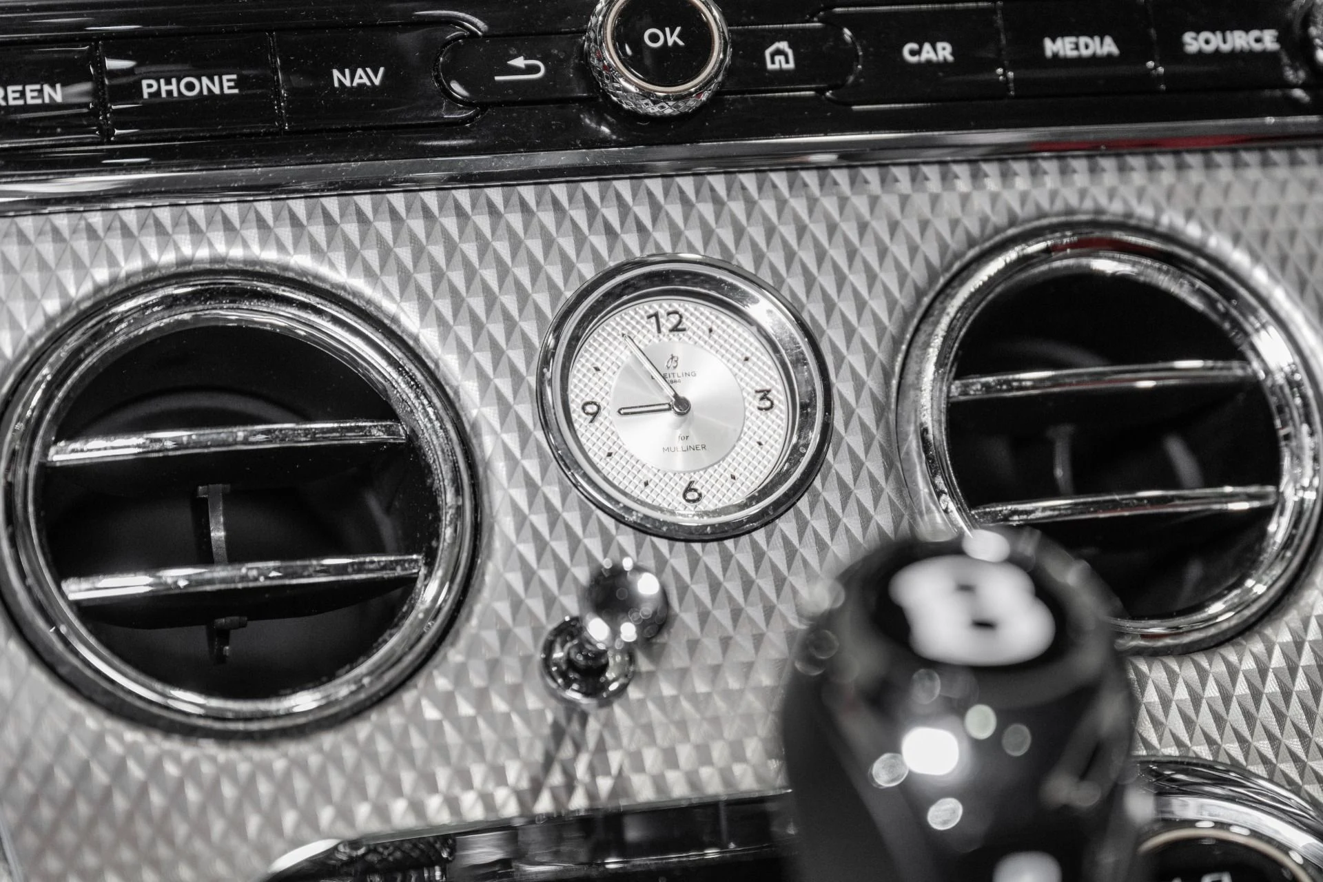 mph033_1172891355_Used_2022_Bentley_Continental_GT_V8_1786203878_2fa2e1fe60