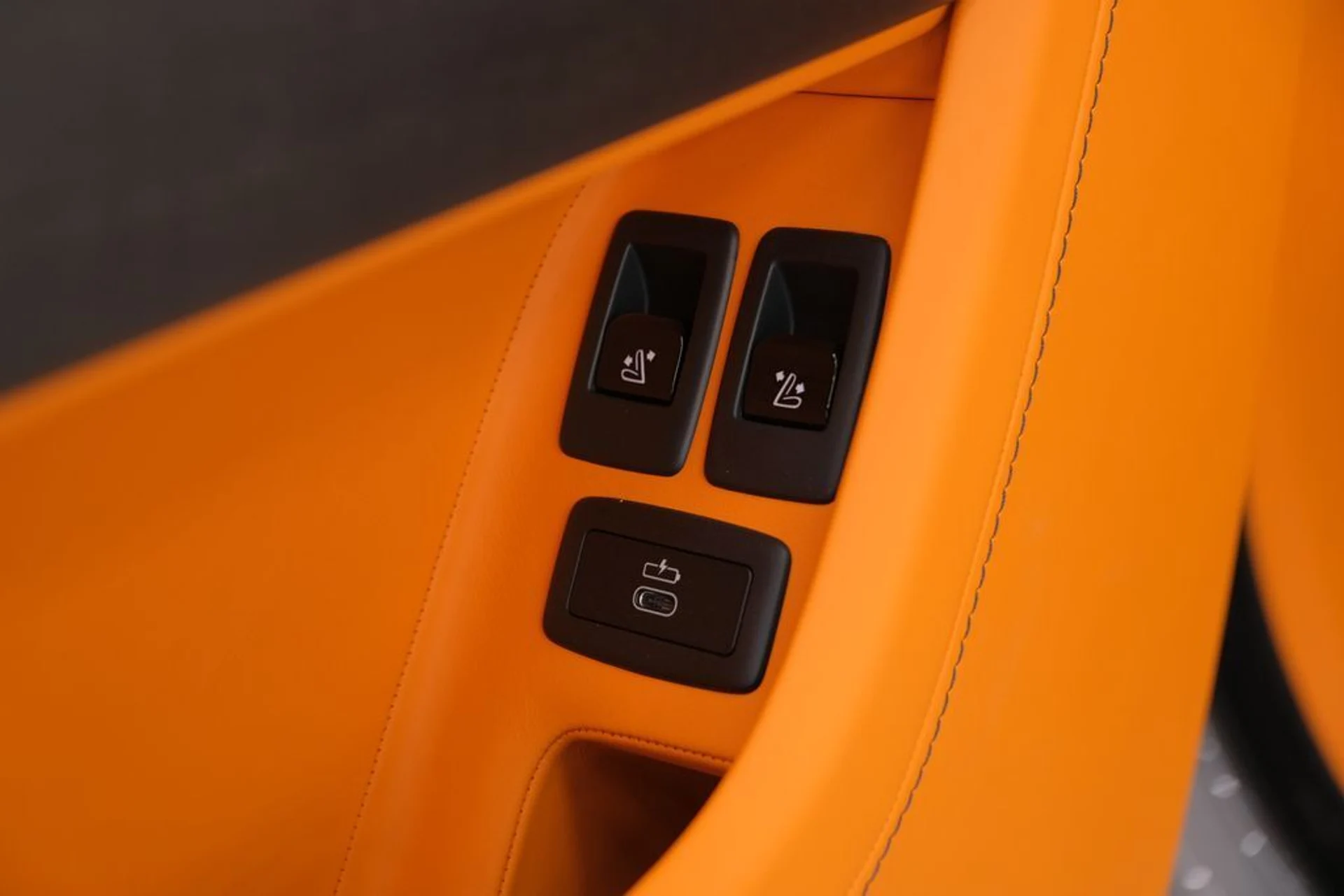 mph033_1176550588_e6b881ccf6fc8085594dc8410f99929f_7a3c904a0c