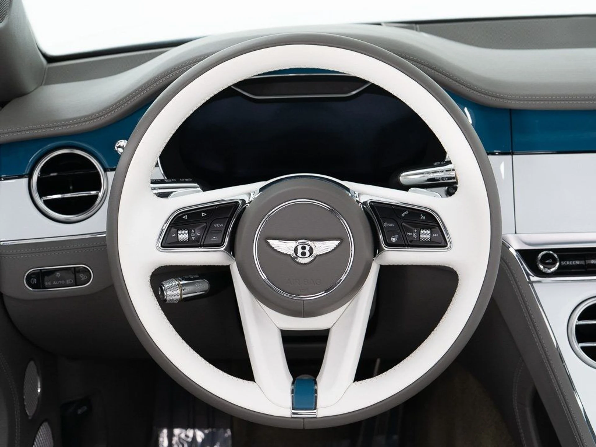 mph033_1177397606_60d73f45b77e354beadf86135f57136d_b5544ac301