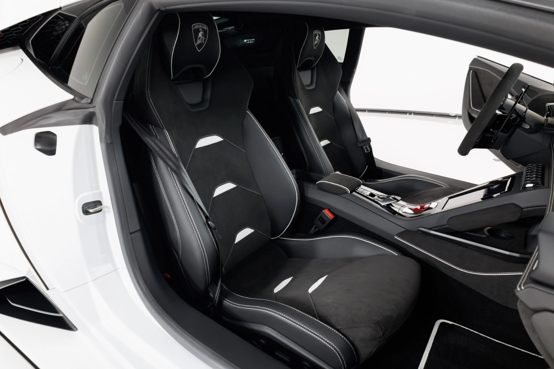 mph033_1184065707_Used_2020_Lamborghini_Huracan_LP_640_4_EVO_1779139556_f6d6f9a3b1