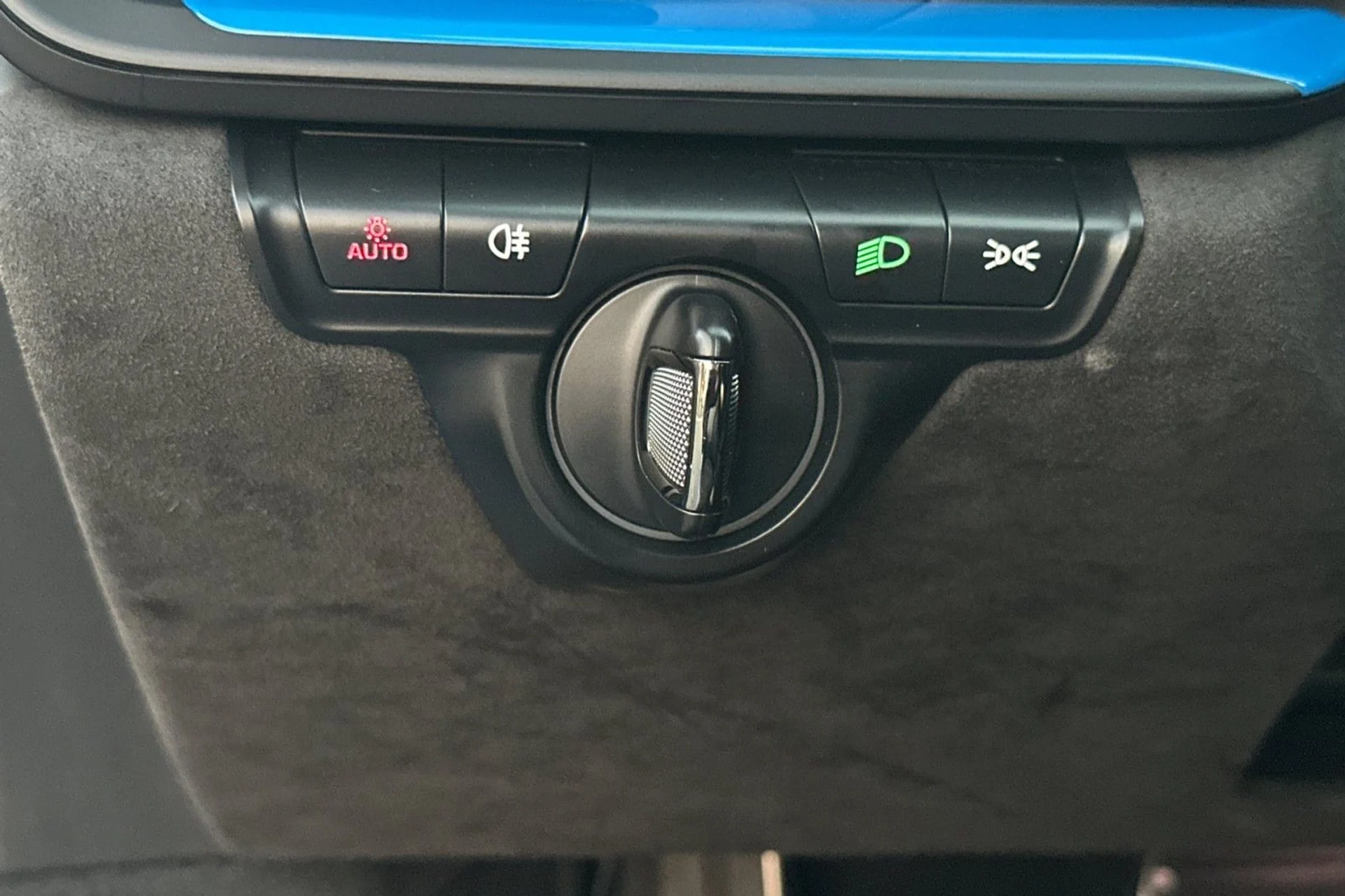 mph033_1189988684_683648115b1b9a127fc6ce1d71b2c7a0_d1e46ead6c