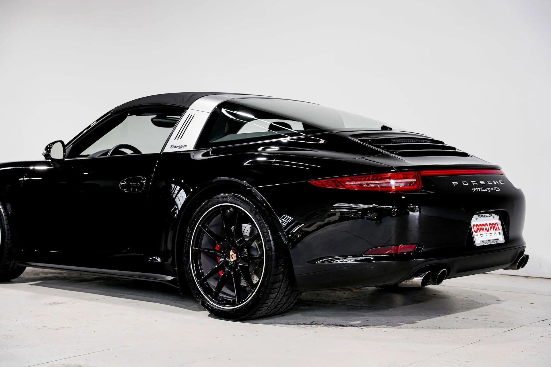 mph033_1197228438_39a3ee9d1e3397c50229003786db8a69x_159e8abc40