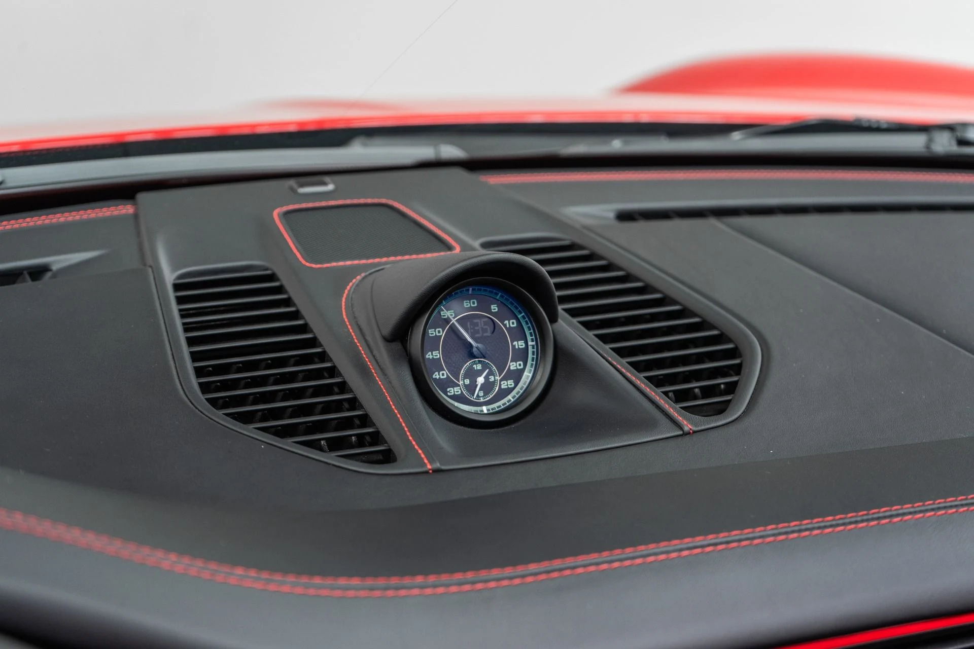 mph033_1199718177_Used_2019_Porsche_911_Speedster_1790632203_eddee245a2