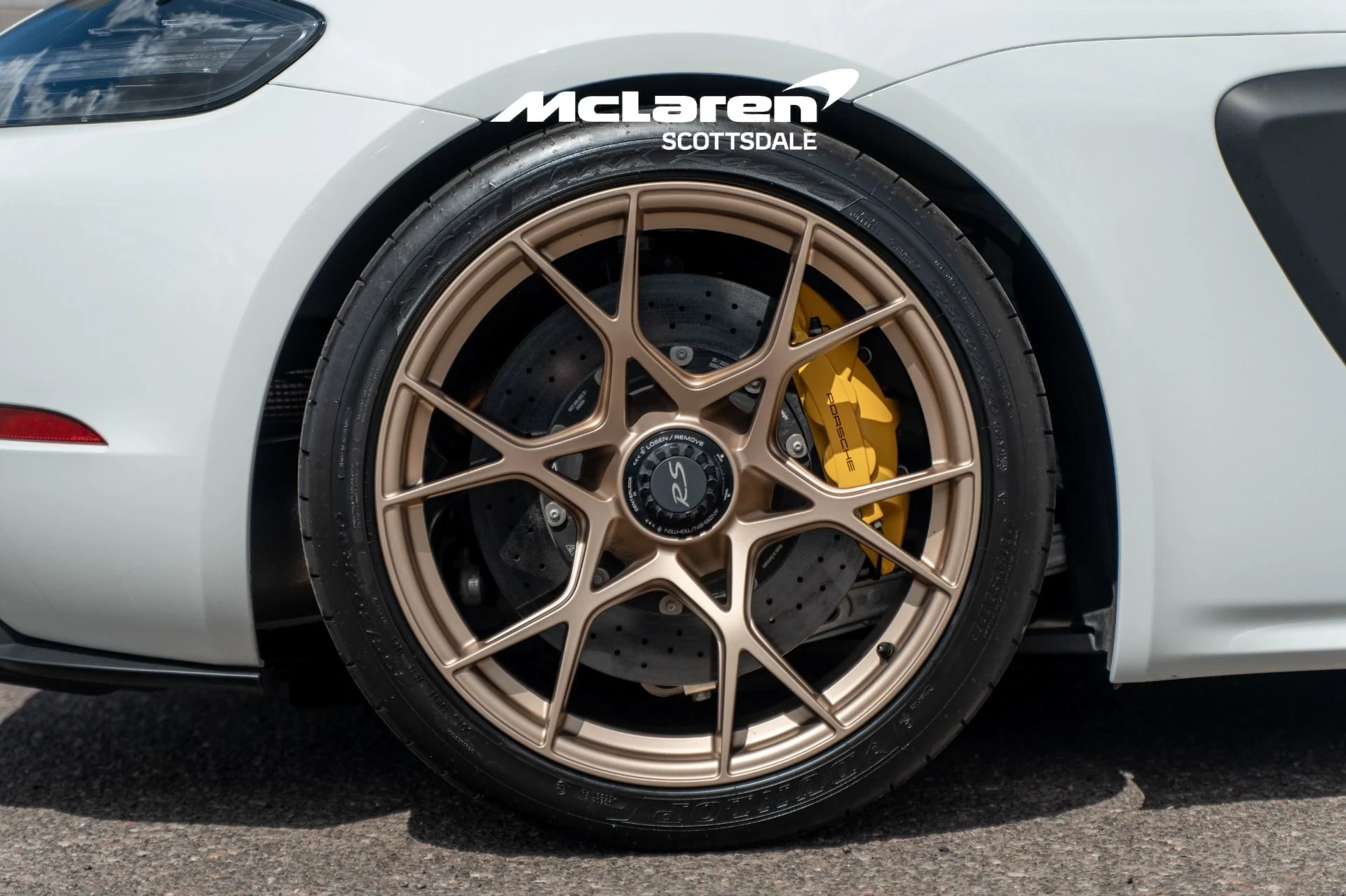 mph033_1206227614_Used_2023_PORSCHE_718_CAYMAN_GT_4_RS_1775536475_b7f9b60db7