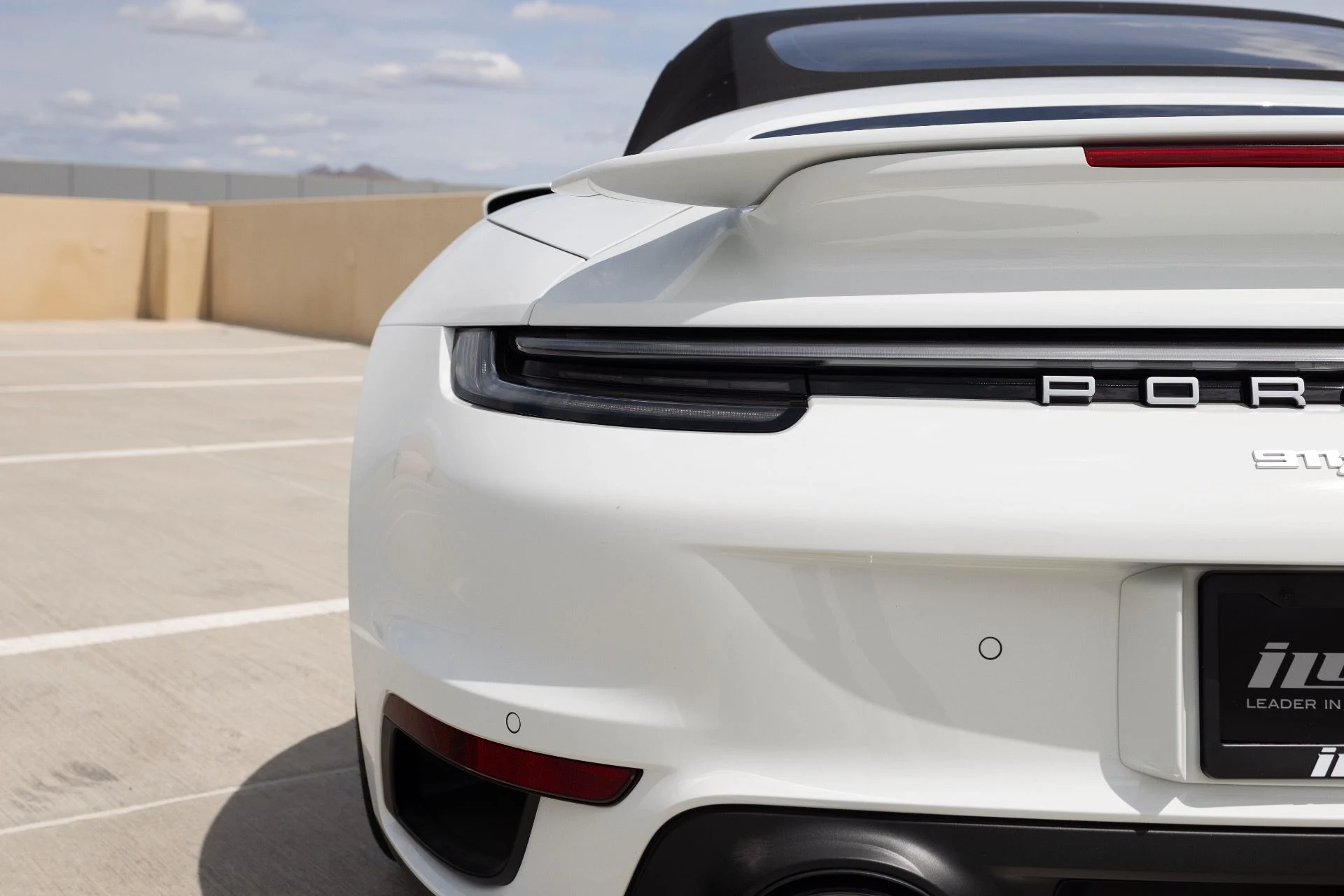 mph033_1215662124_Used_2025_Porsche_911_Turbo_S_1776200682_12addba6c1