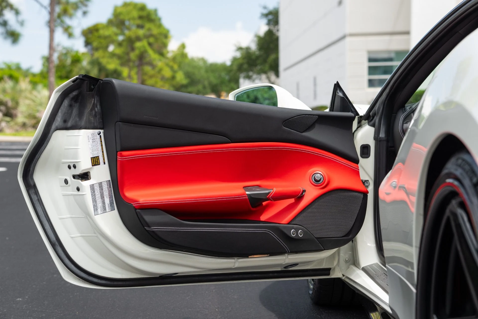 mph033_1227211621_Used_2016_Ferrari_488_GTB_1777085650_7bc01cf5ea