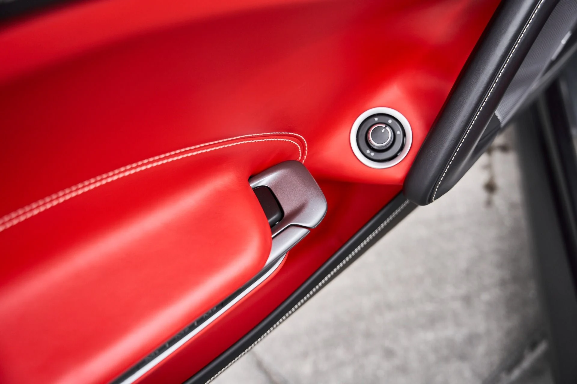 mph033_1229905055_Used_2020_Ferrari_GTC_4_Lusso_T_1766785898_613629210d