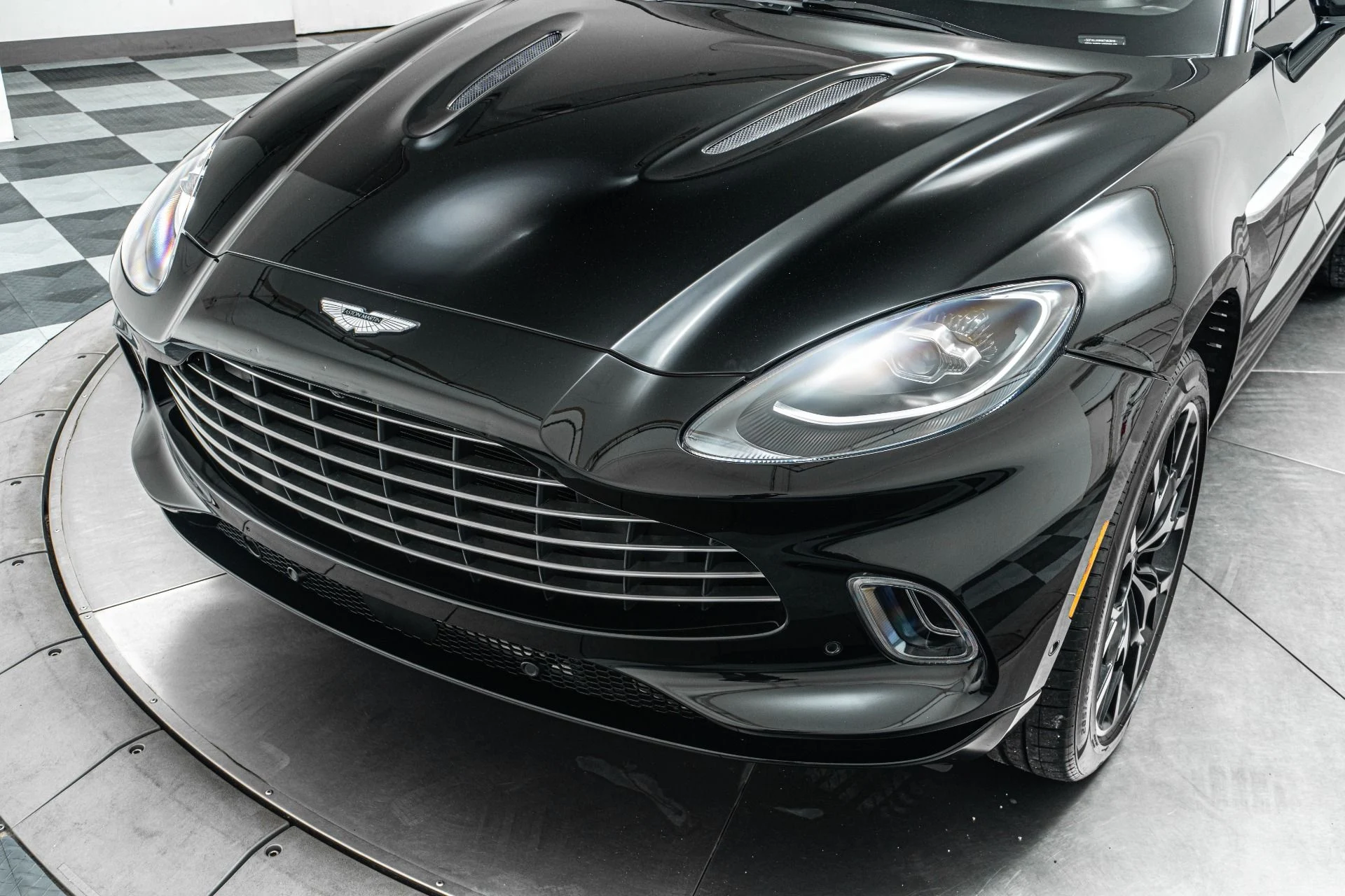 mph033_1230598933_Used_2021_Aston_Martin_DBX_Indulgence_Pack_Panoramic_Roof_1779371963_07e0c89fbd