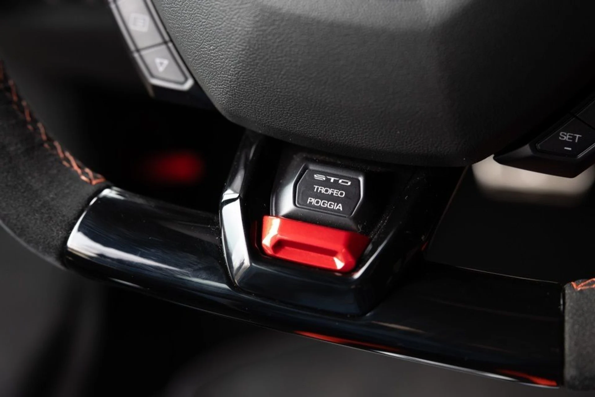 mph033_1233633578_qneku4xkf4tzb8nn4050la47sflz_e6fb825cbd