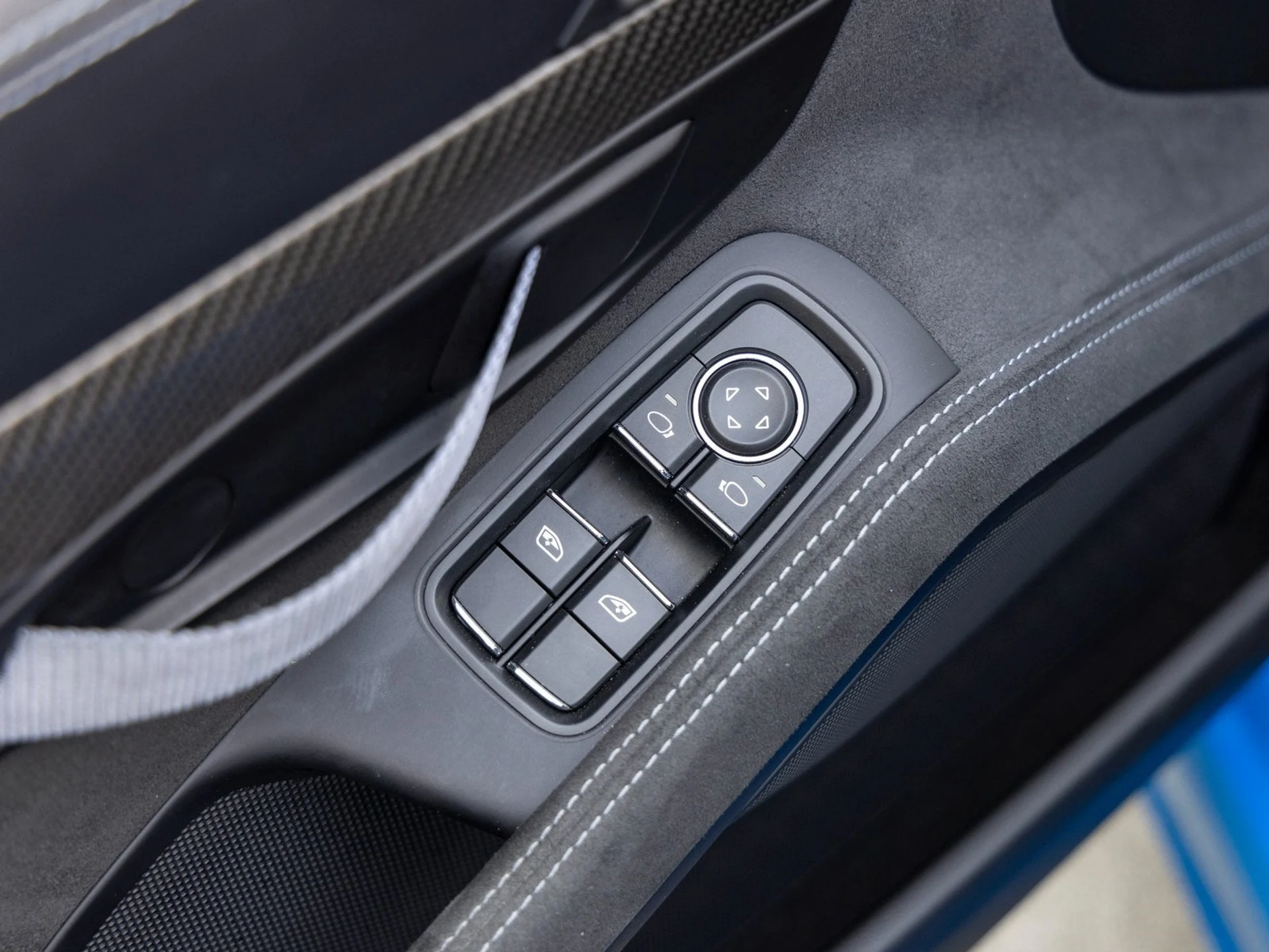 mph033_1240003828_34_4e4988d998