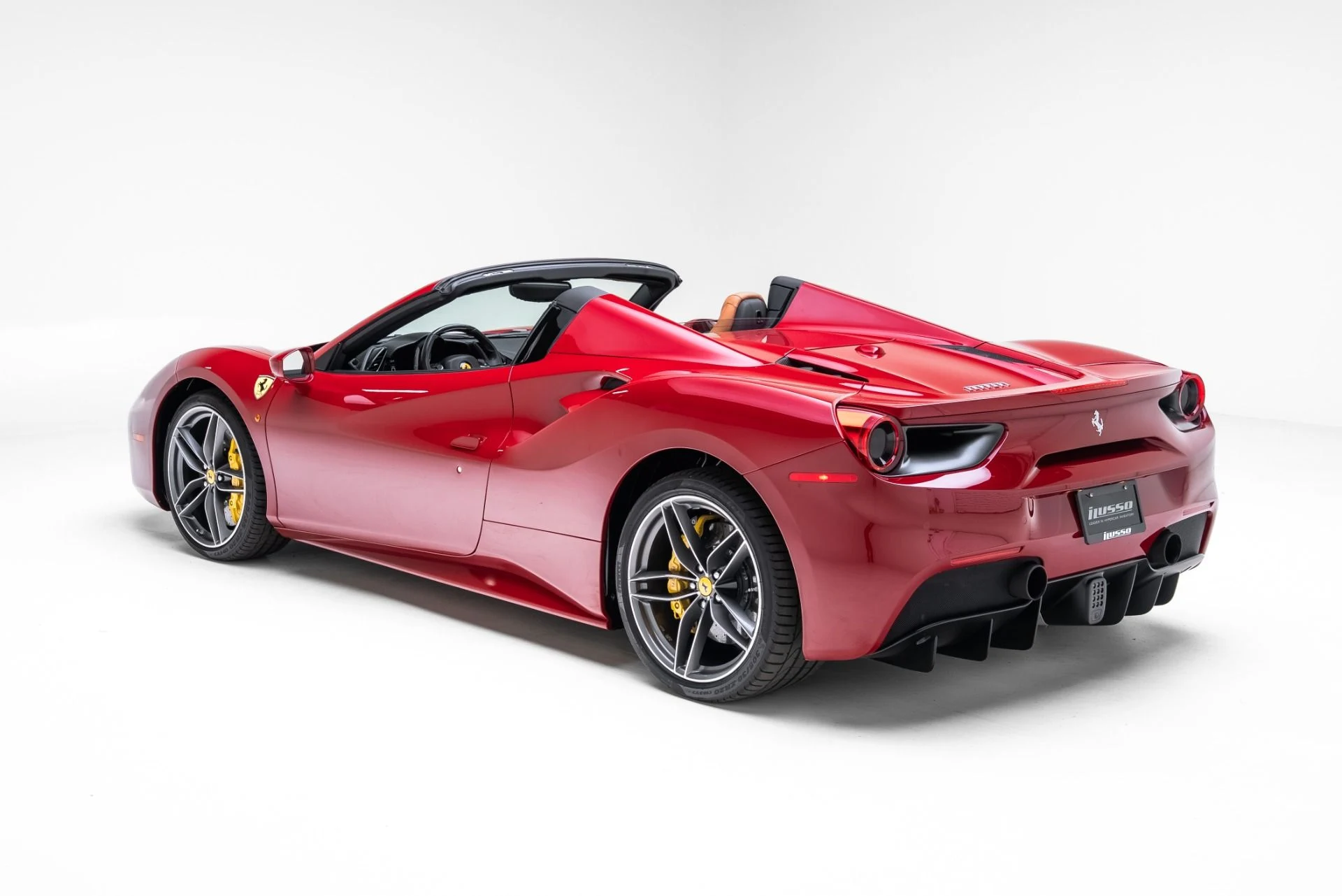 mph033_1245330733_Used_2019_Ferrari_488_Spider_1773085890_abaf6e679b