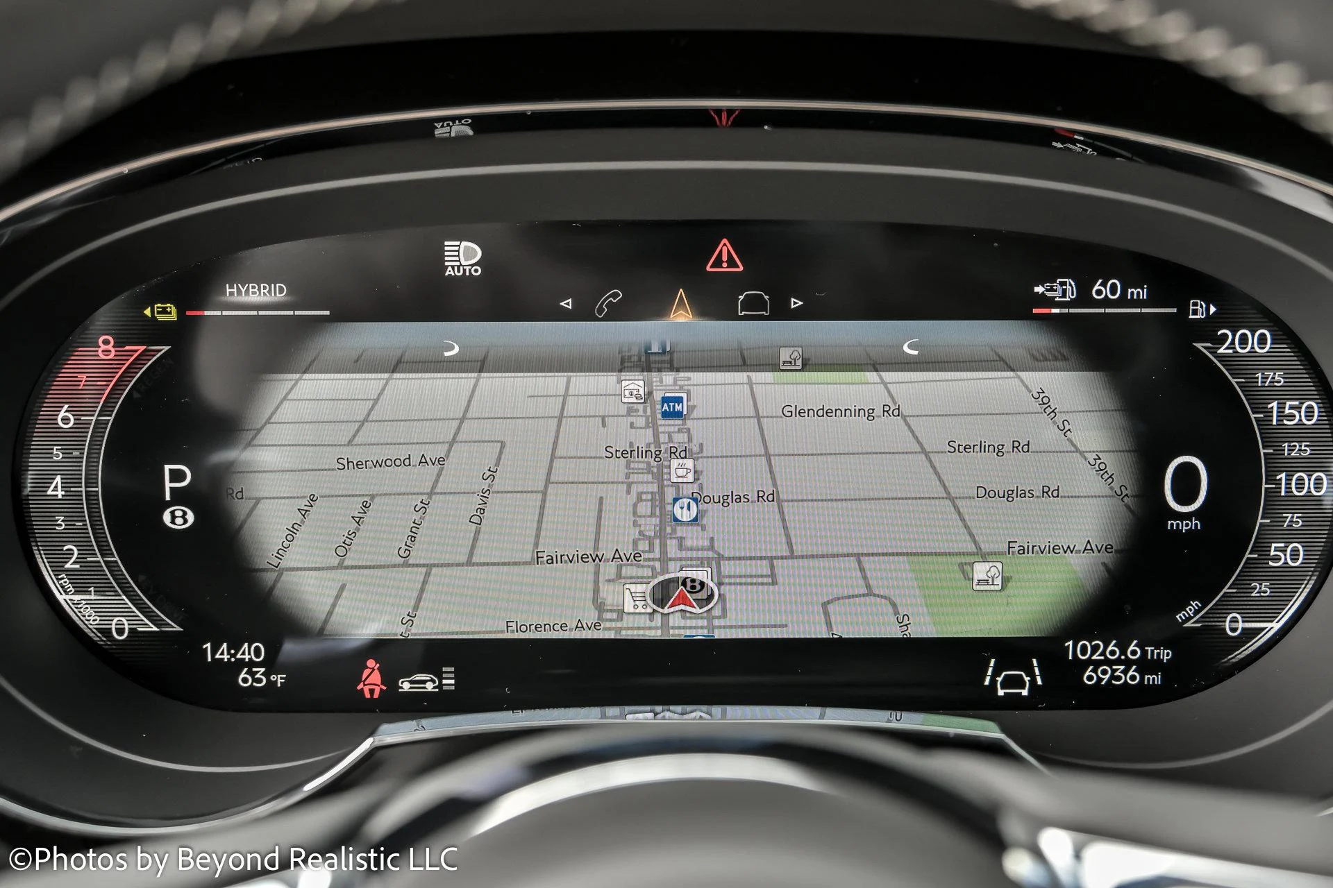 mph033_1251733898_Used_2024_Bentley_Bentayga_Hybrid_1759997564_ad7703f54d