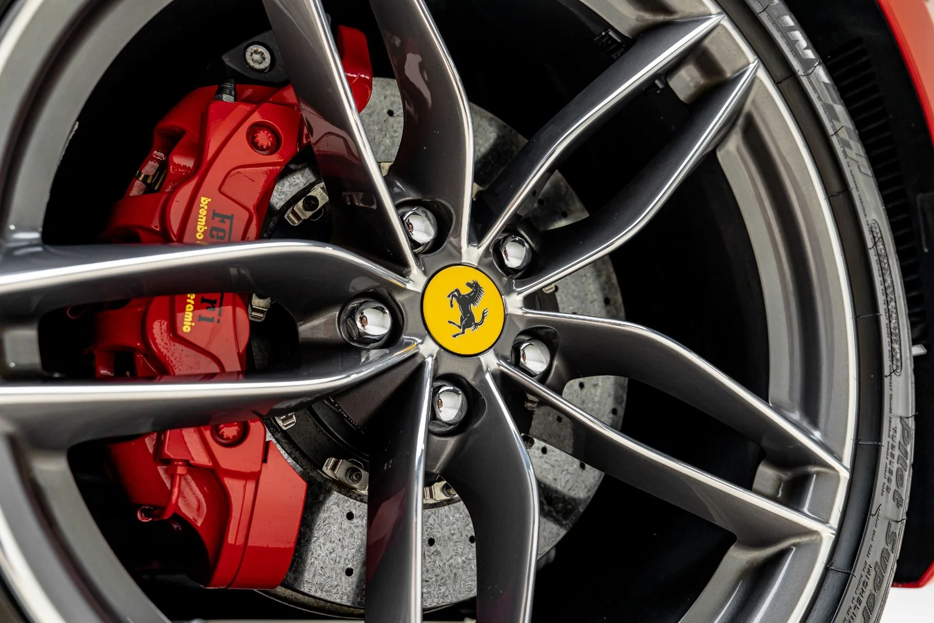 mph033_1255692225_Used_2018_Ferrari_488_GTB_1784764958_0a9038c1a5