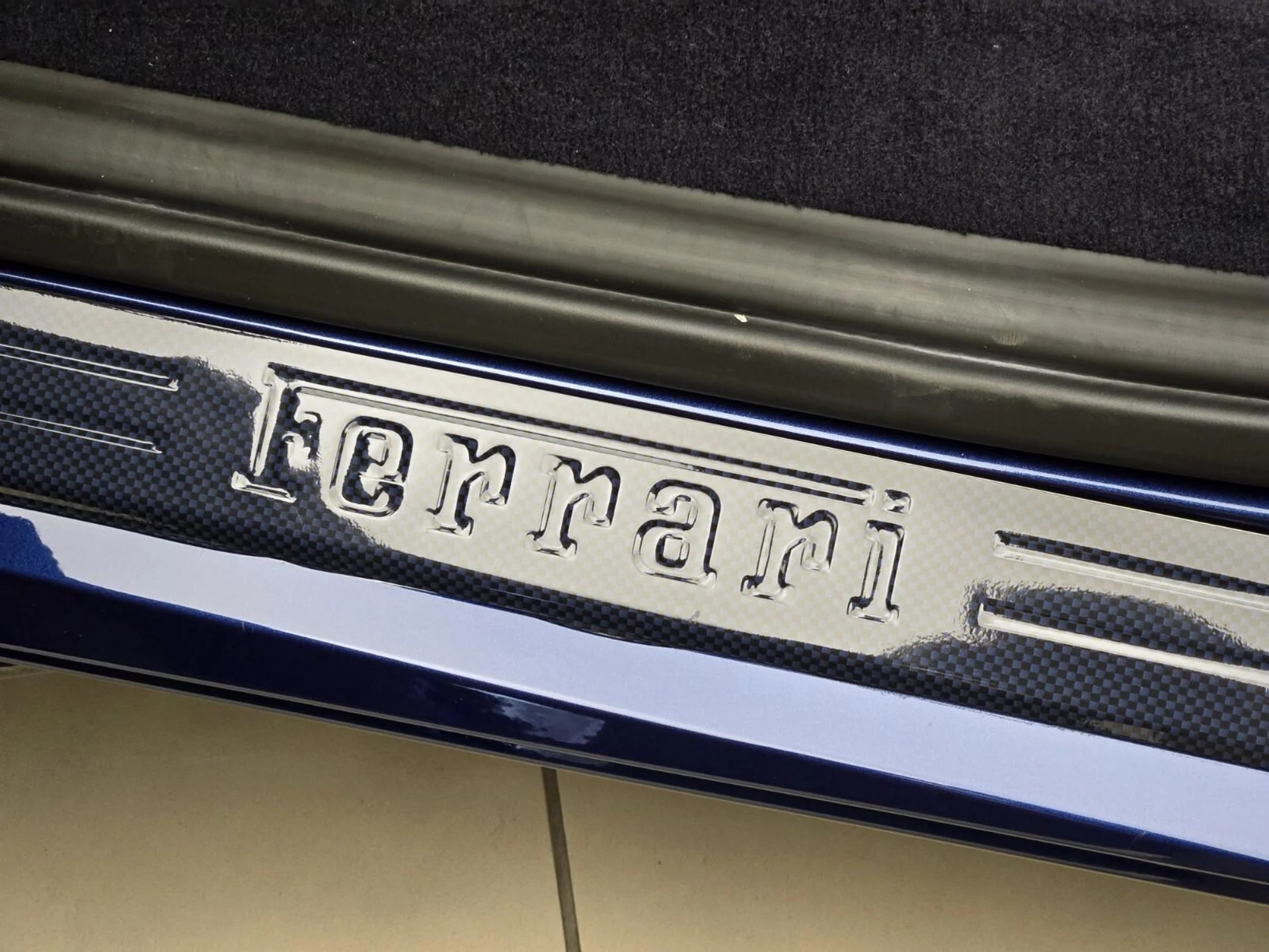 mph033_1259316537_Used_2022_Ferrari_F8_Spider_1769669367_04b6493cb1