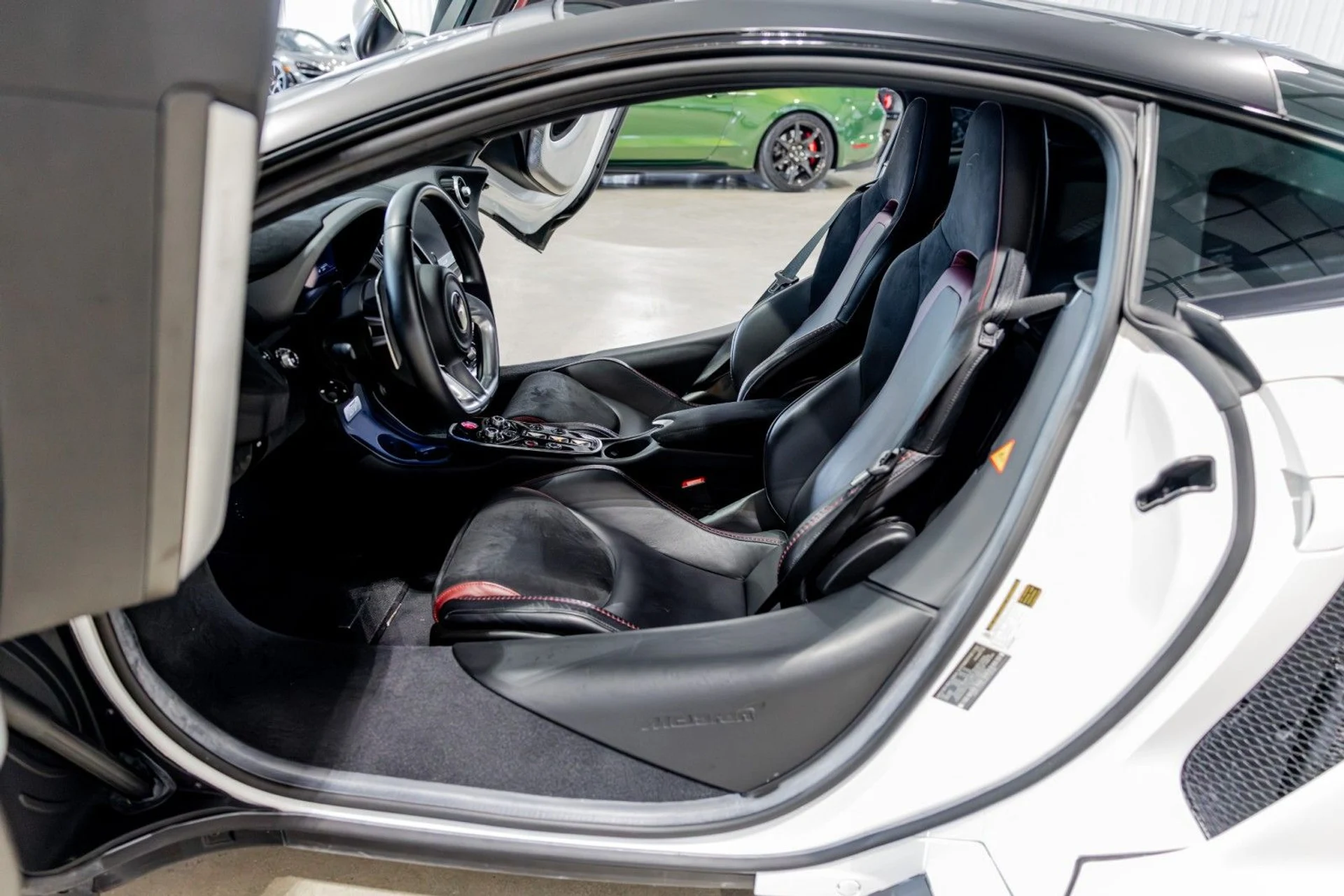 mph033_126493973_SQ_b4250de0b8