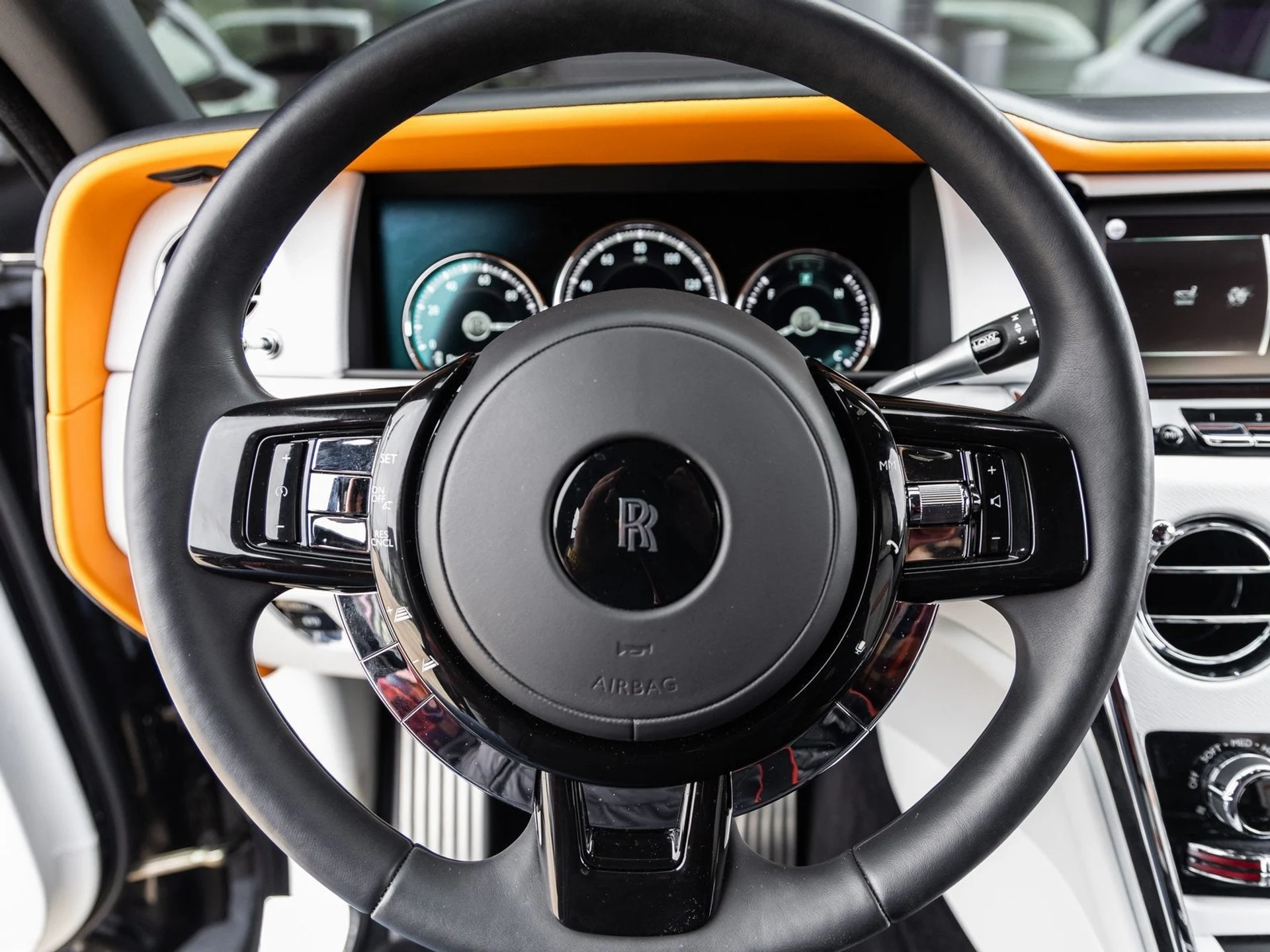 mph033_1267030710_34_6420eae57d