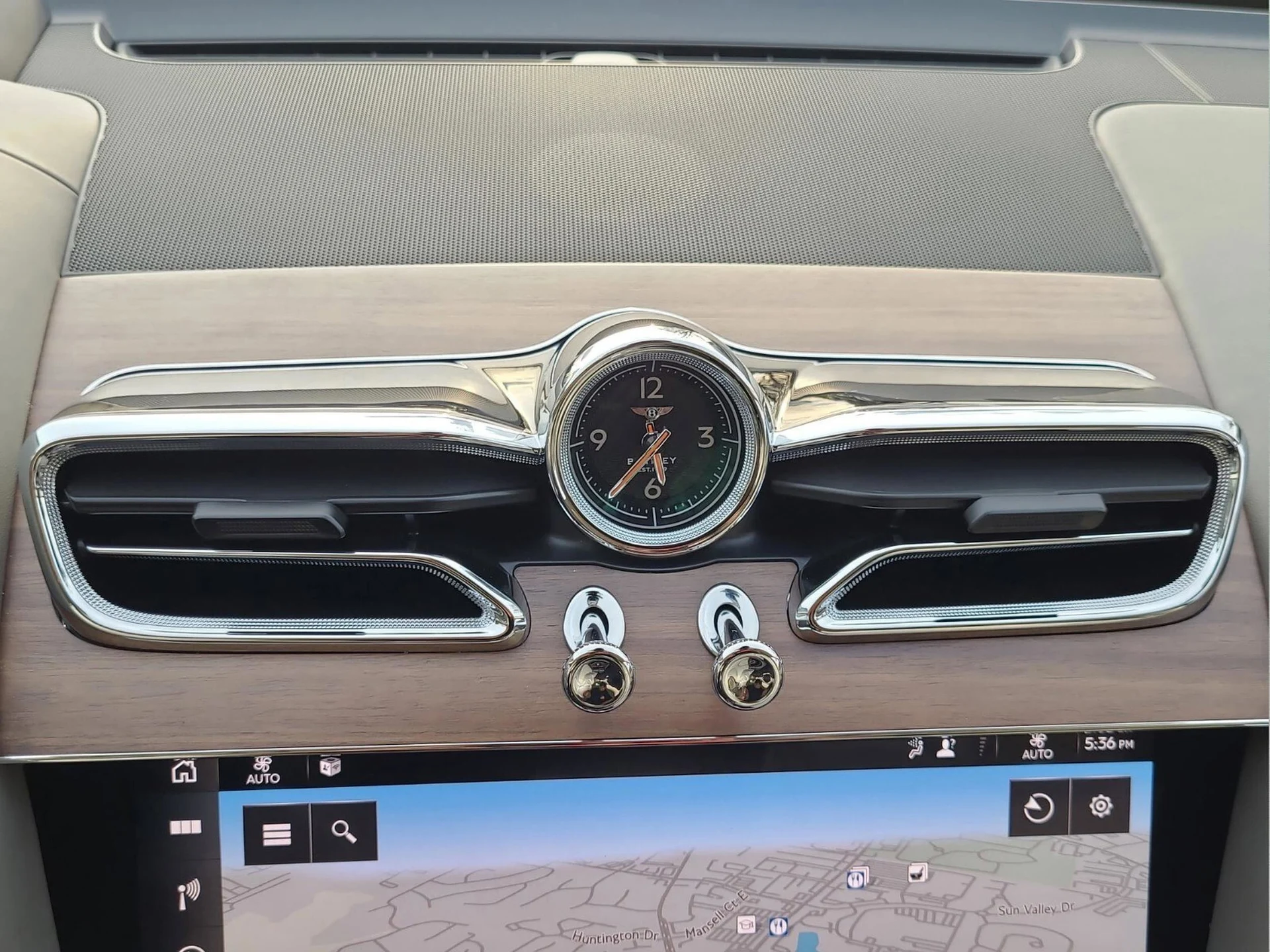 mph033_1267862143_a9d2dfa8fde16fb3f4415c9b4d4ed195x_170aa0f8a6