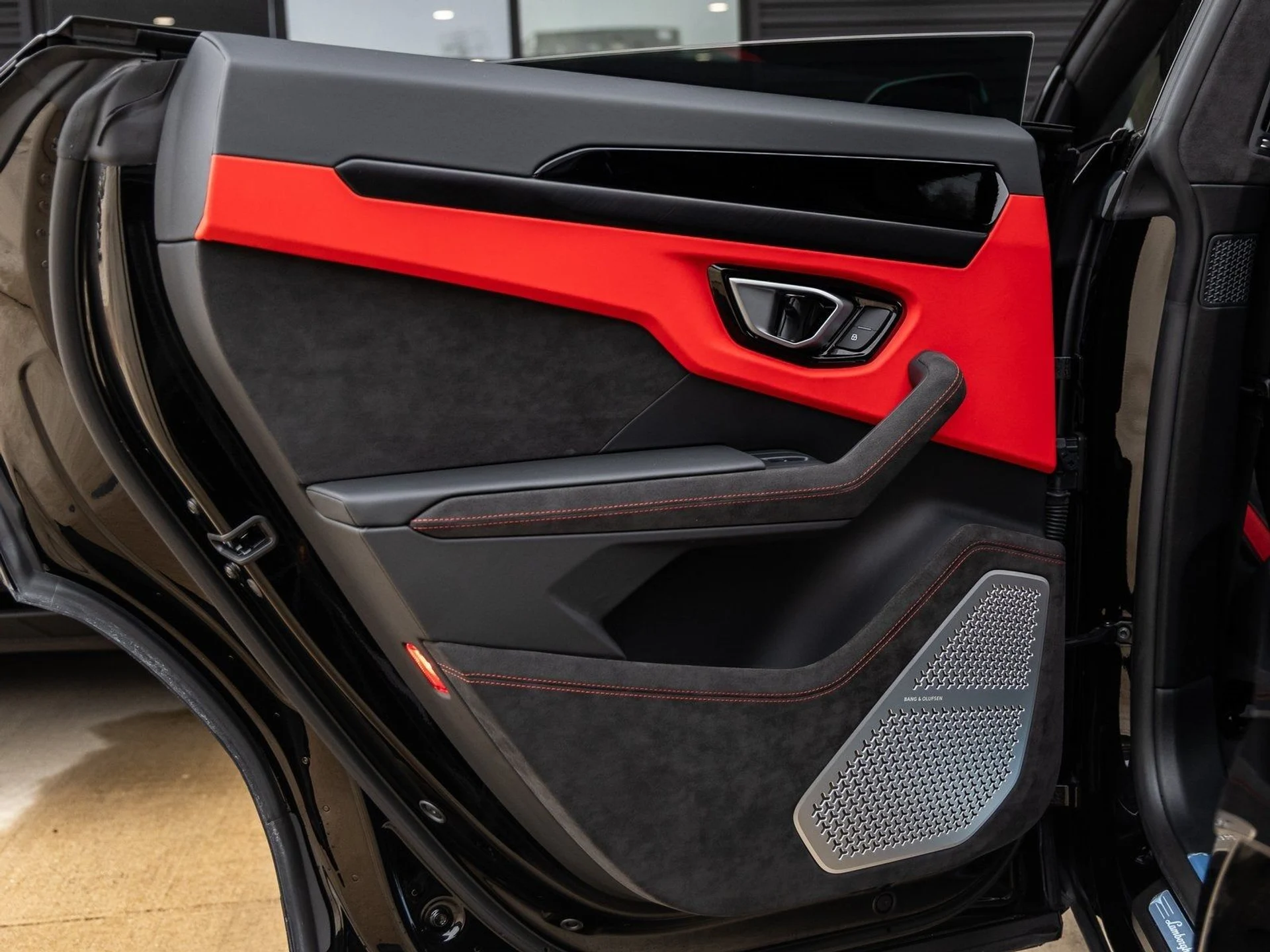 mph033_1272895950_34_ed32539d10