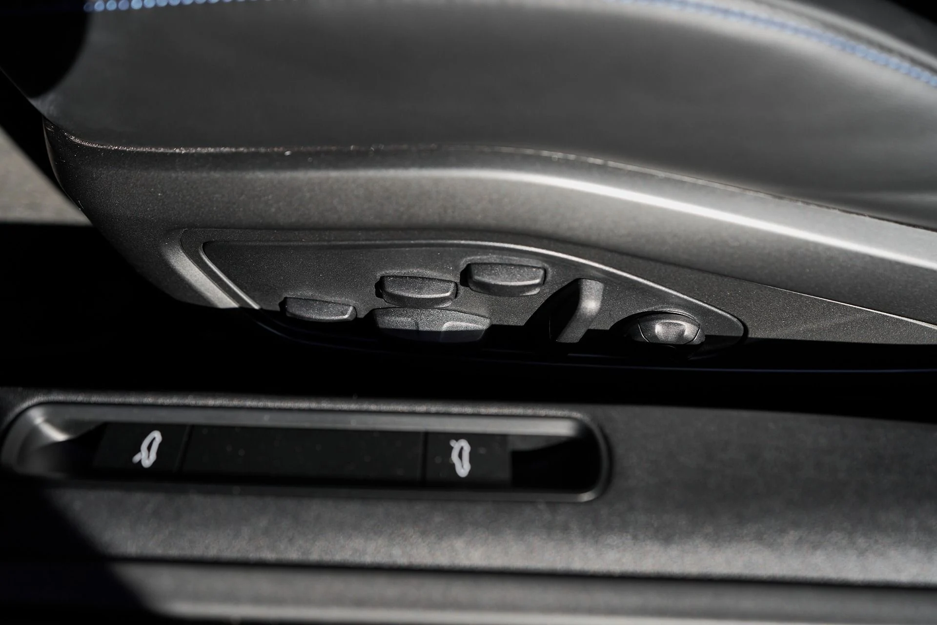 mph033_1280917743_Used_2023_Porsche_911_GT_3_1761779551_98a03fca7d