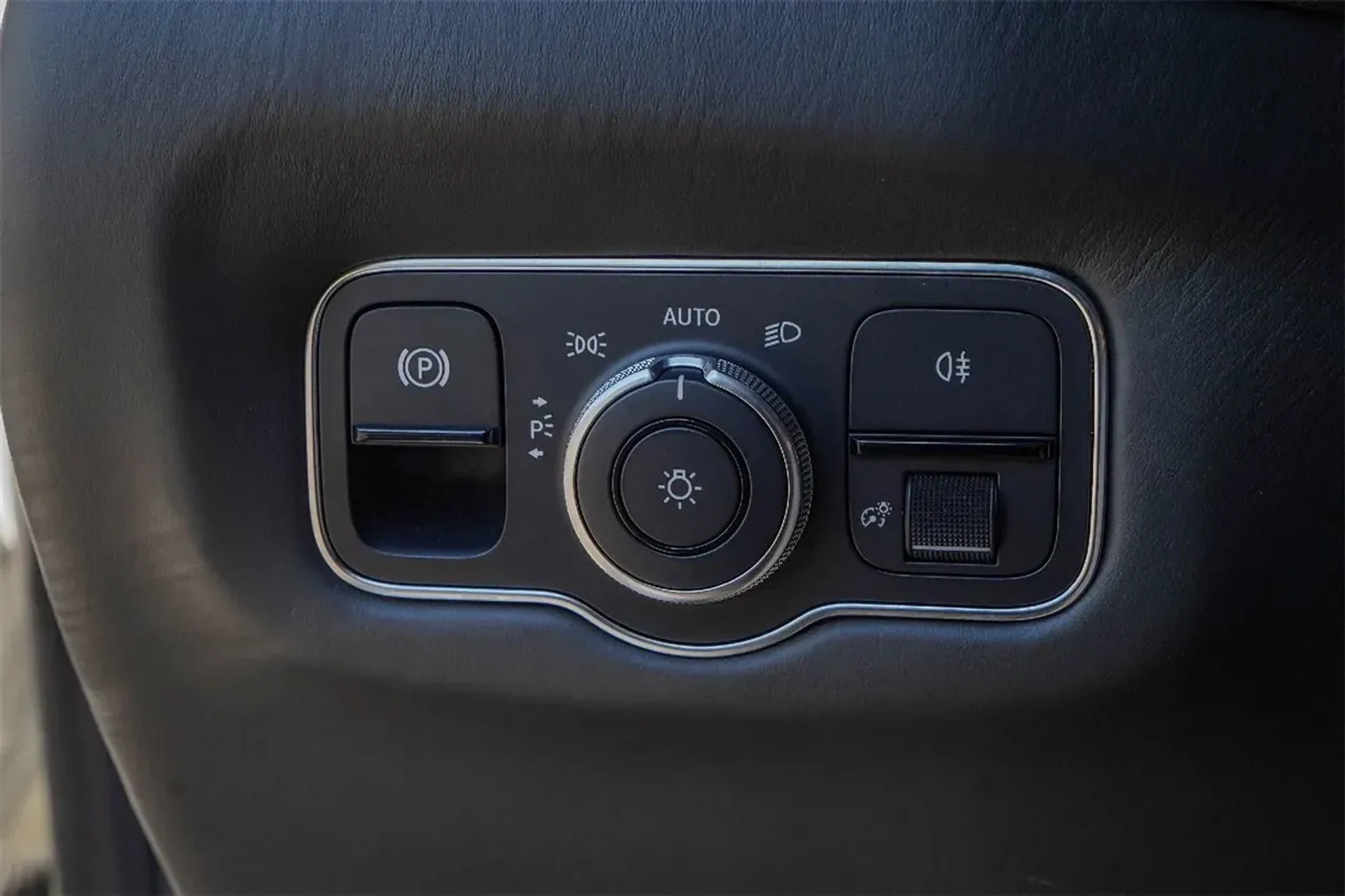 mph033_1295473867_cc100e82dcdb41b89ebb759d96bd6615_064a478494