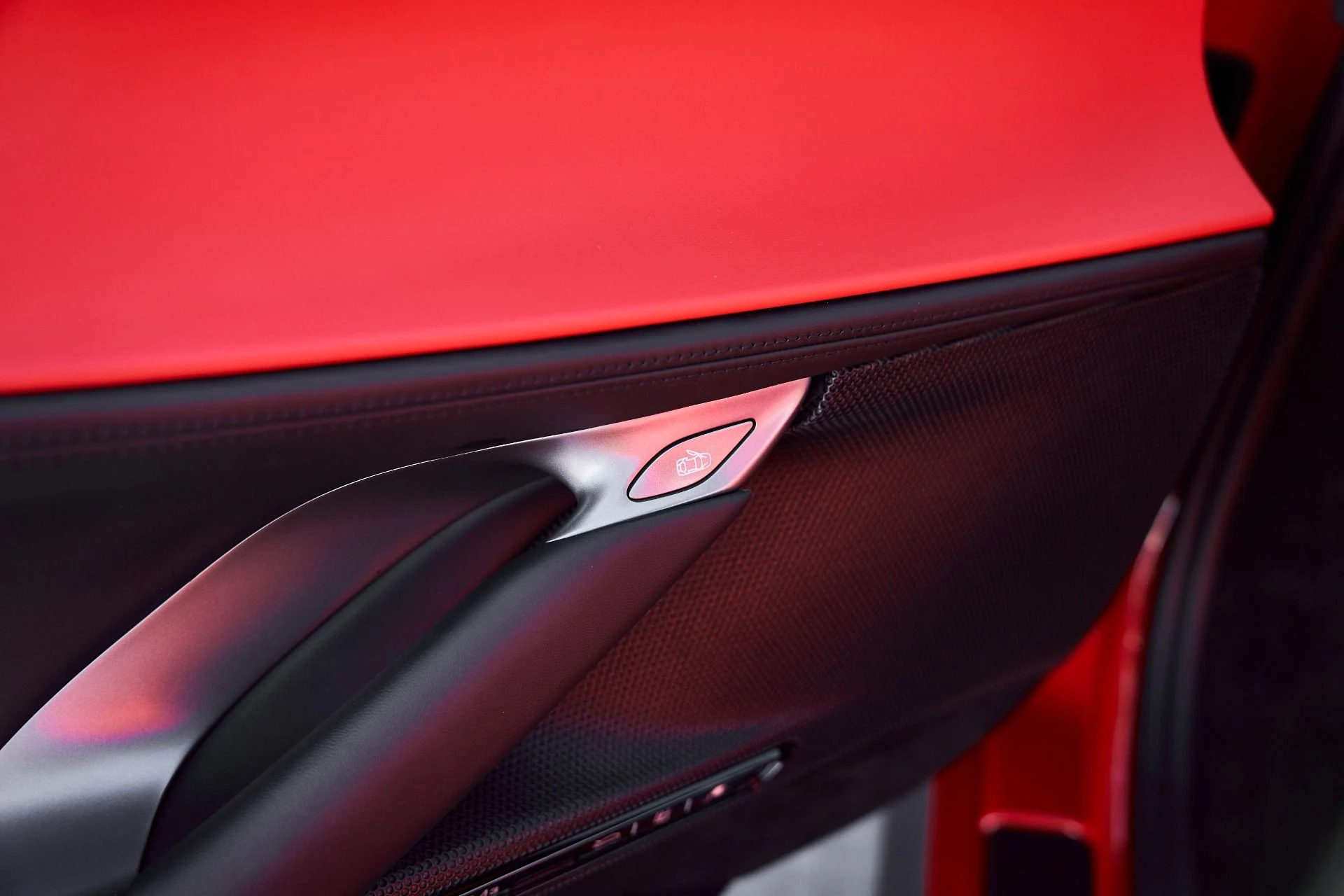 mph033_1303545576_Used_2023_Ferrari_SF_90_Stradale_Base_1772766248_060dba10de