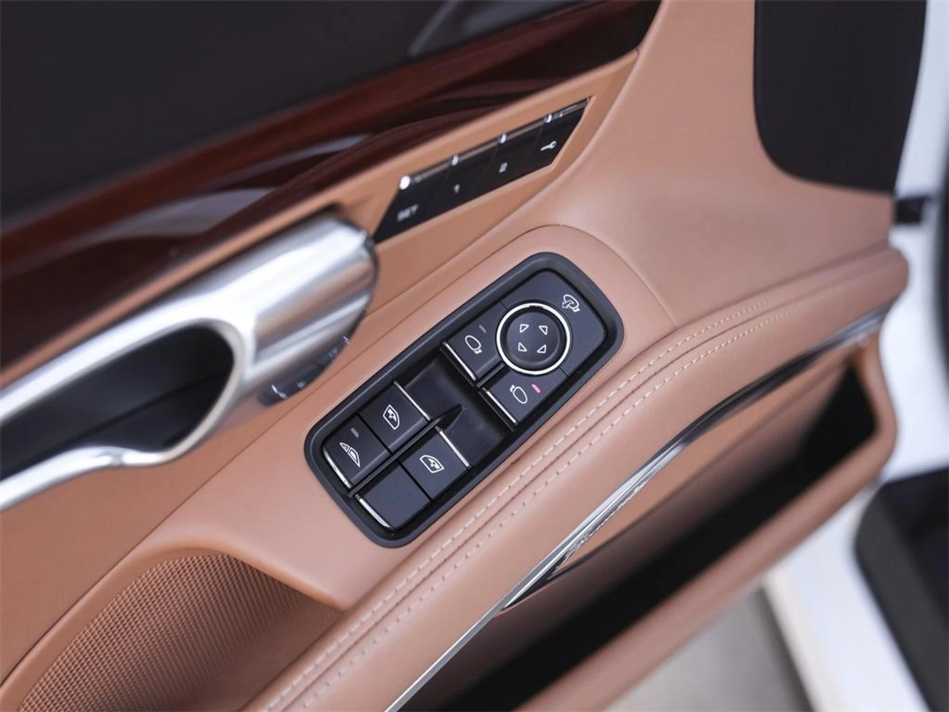 mph033_1306533128_T_Sy_J_Yb_l7ffzj0q_B2in81tppk_Do_962326c09c