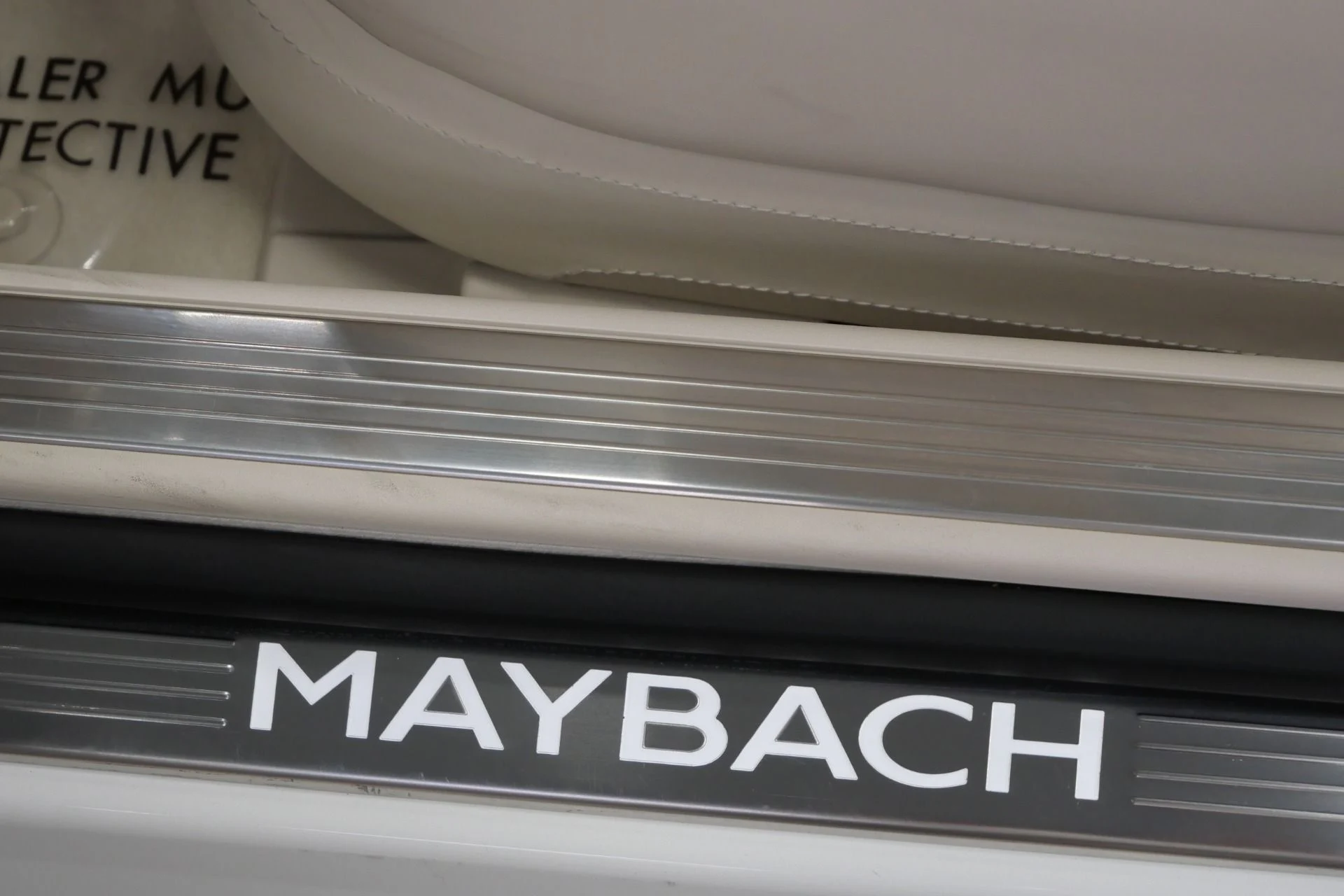 mph033_1319496962_Used_2017_Mercedes_Benz_Mercedes_Maybach_S650_Cabriolet_1758656467_3da748e4fd