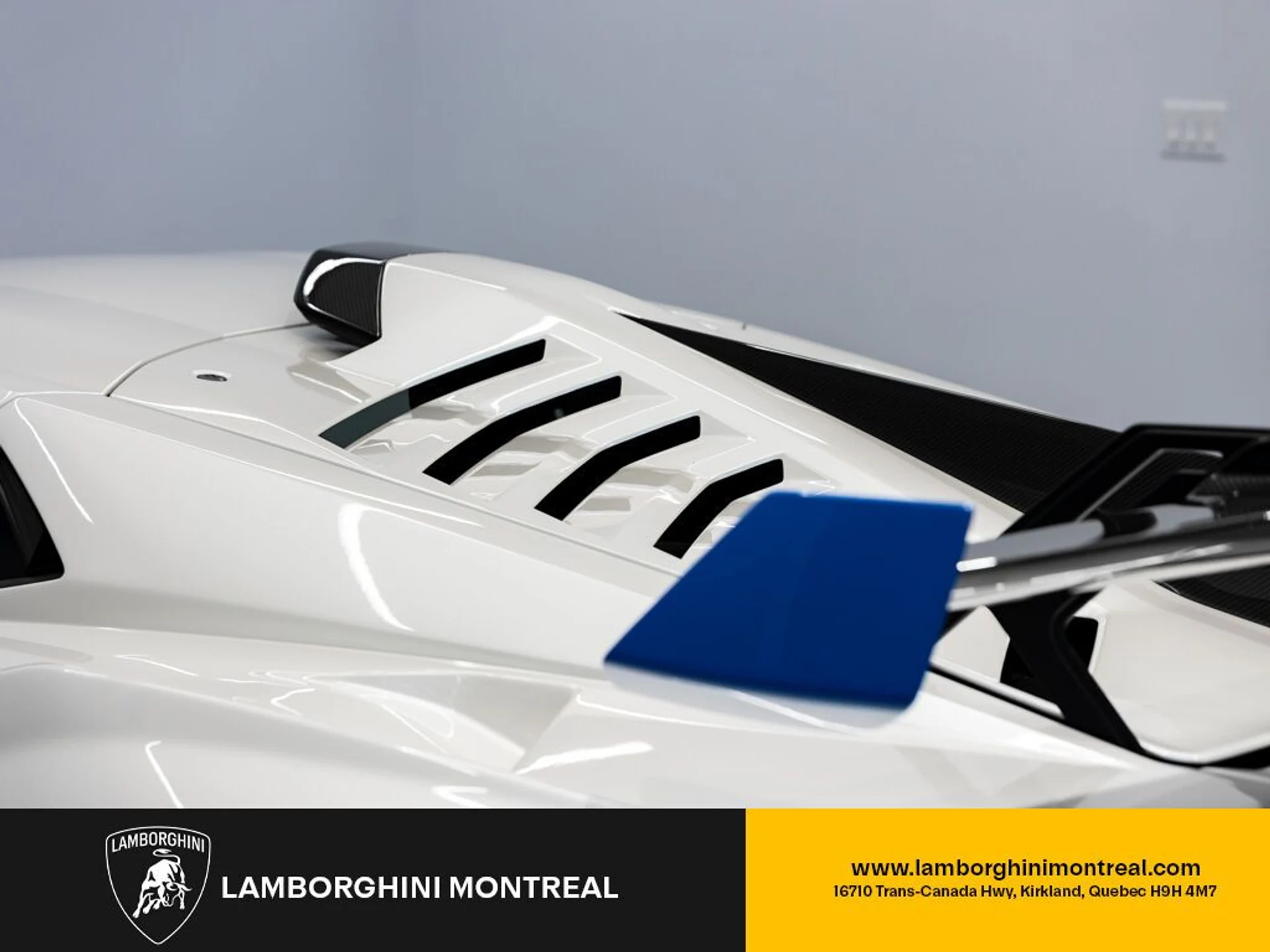 mph033_1321312126_lamborghini_huracan_2022_jpg_v_1754355019_4c0912d864