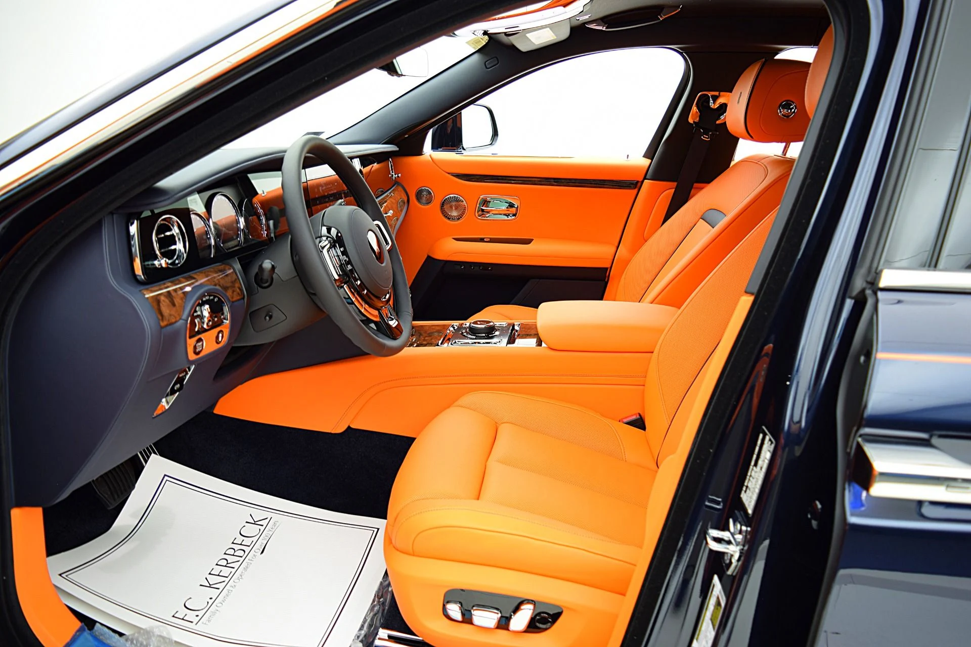 mph033_1328411797_Used_2023_Rolls_Royce_Ghost_LEASE_OPTIONS_AVAILABLE_2a2ad30d57