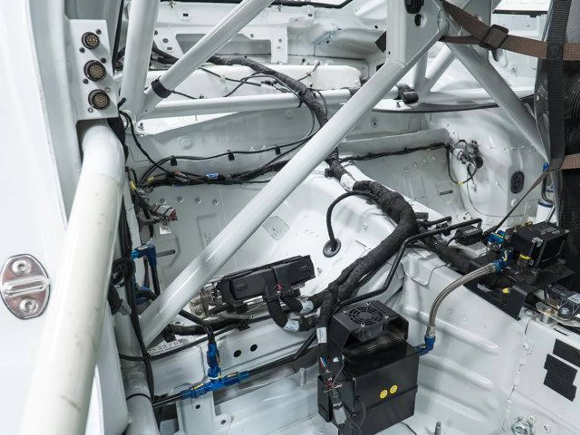 mph033_1335142347_14_GX_BN_Afwwaen_V2_X_Yq_Q_Qkhk_Txs_d1ed1356e5