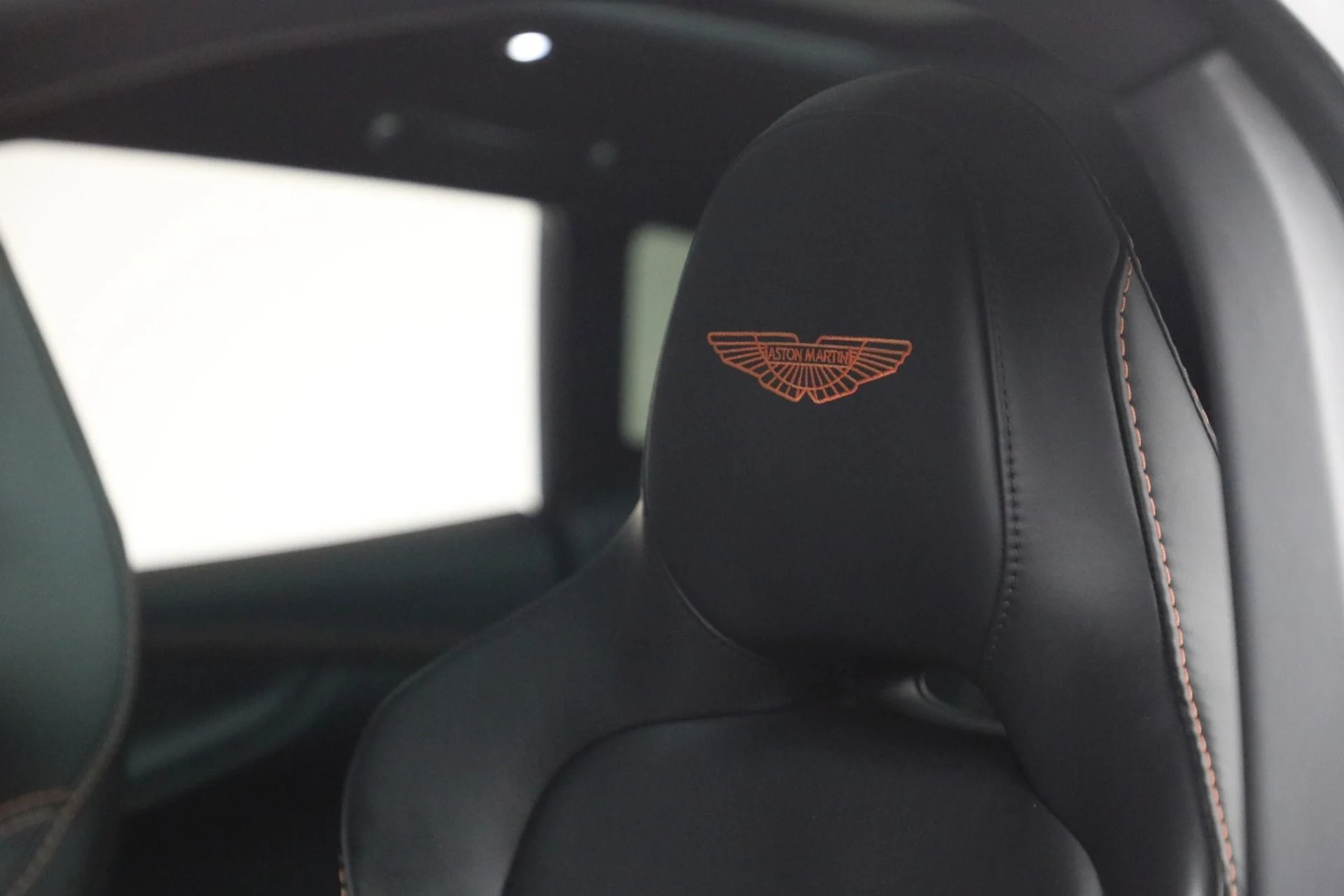 mph033_1335748889_Used_2023_Aston_Martin_DBX_707_1764179397_5896ce37c4