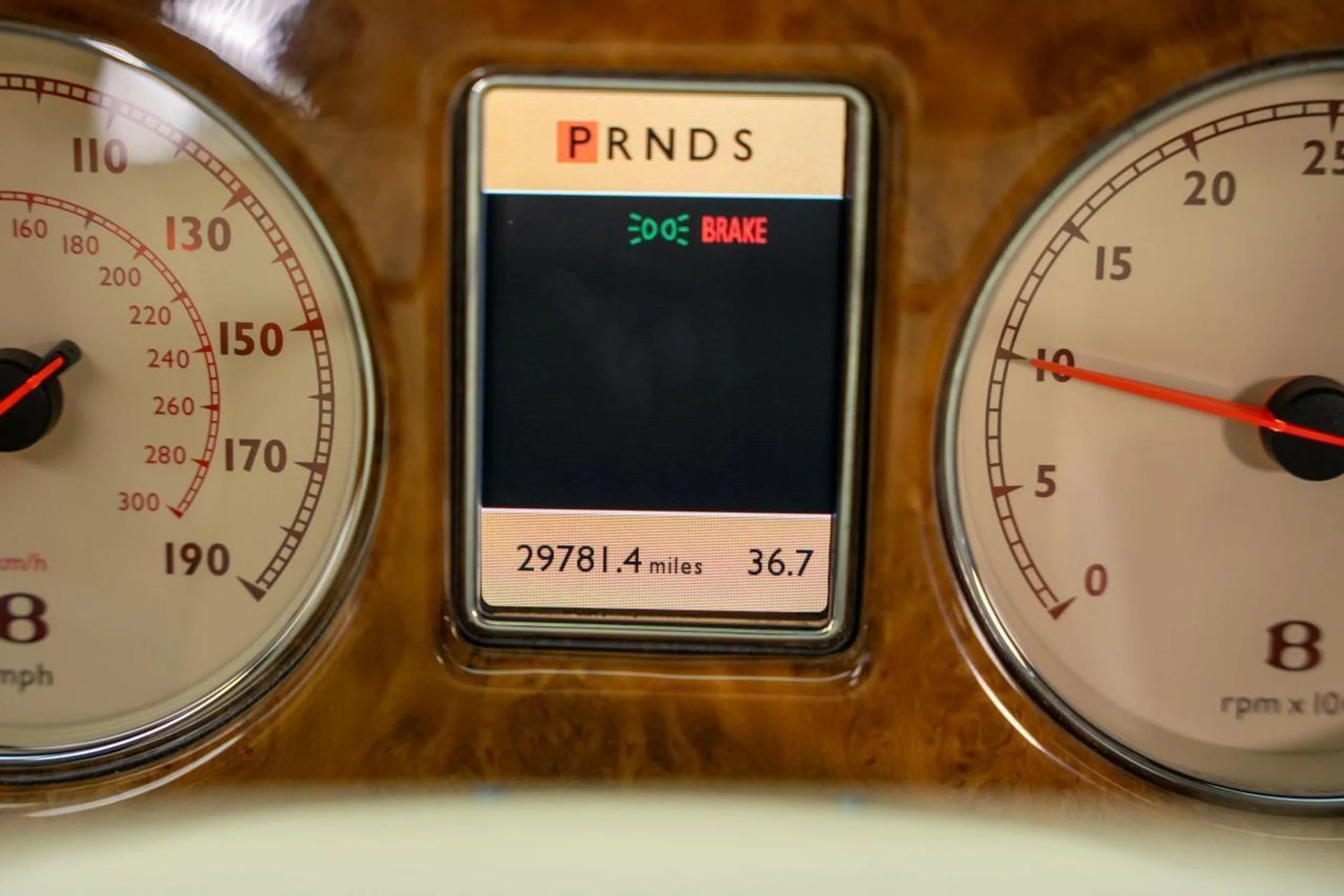 mph033_1337323560_e9d63720073fc7459dec10f340fc8393_e7d8ccc201