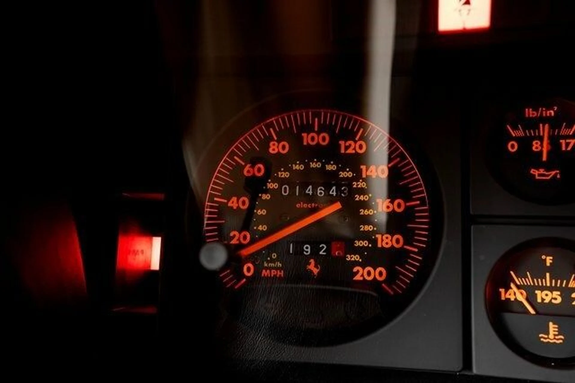 mph033_1338639211_4414b6d4622971ee8366ec6cd9a93dd6x_d86f2a4327