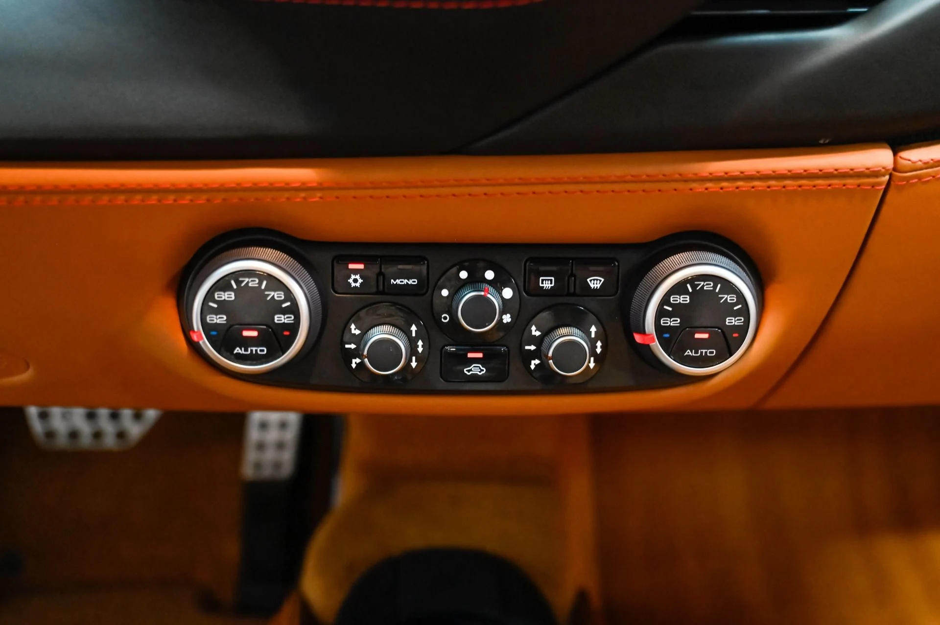 mph033_1342307554_Used_2018_Ferrari_488_GTB_Base_1788410889_9f0460364d