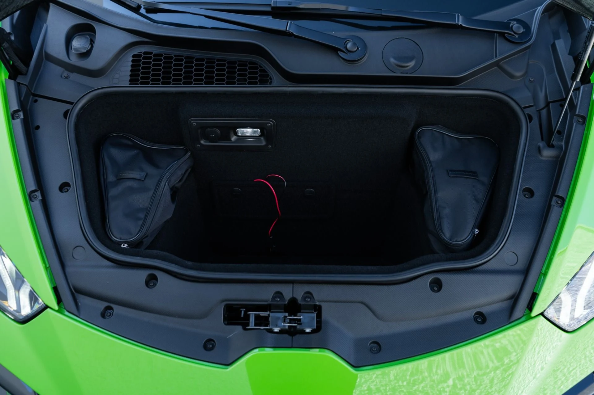 mph033_1344332550_Used_2024_Lamborghini_Huracan_Tecnica_1764704273_10d6110b97