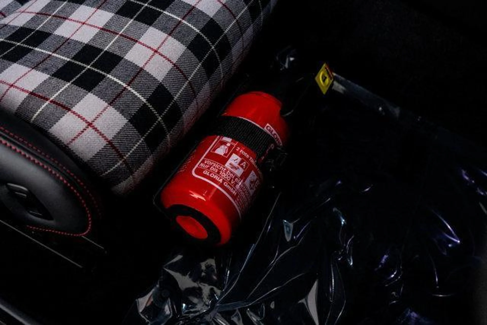 mph033_1363053835_m_Cg_LP_Wrk_v_Ct_Wg5x_DI_Uw2_Qqm_Co_456bd14034